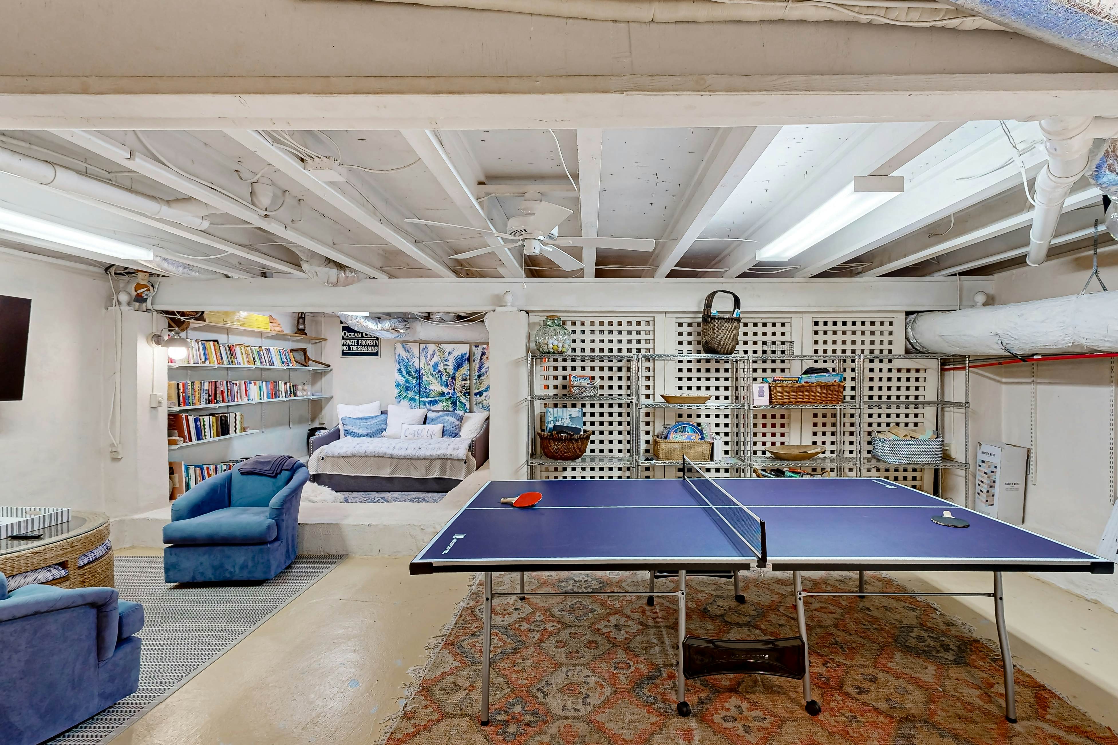 Updated townhouse with outside deck, shared pool, tennis, pickleball and beach