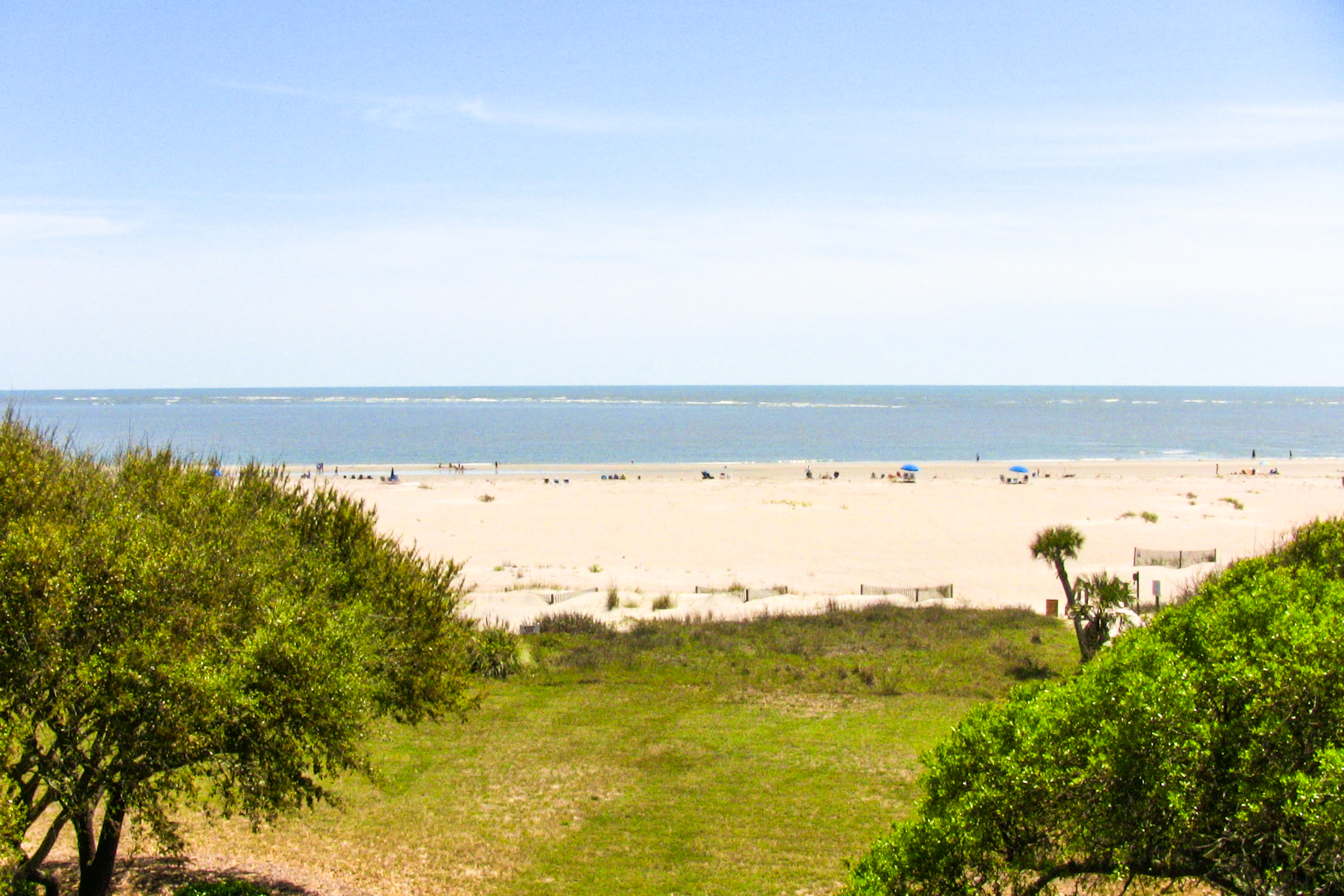 Ocean view villa w/ community pool - steps to the beach, near dining & golf