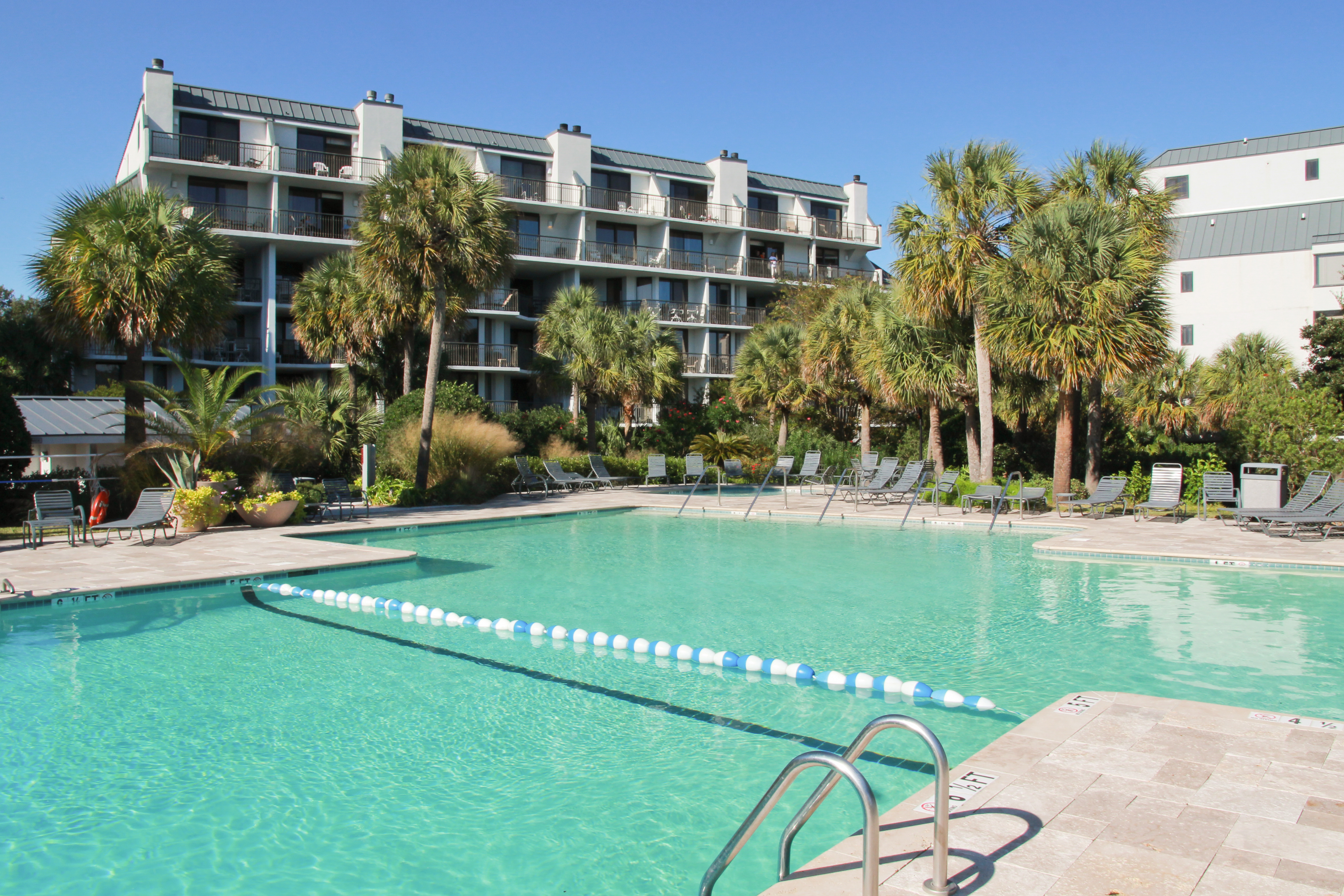 Ocean view villa w/ community pool - steps to the beach, near dining & golf