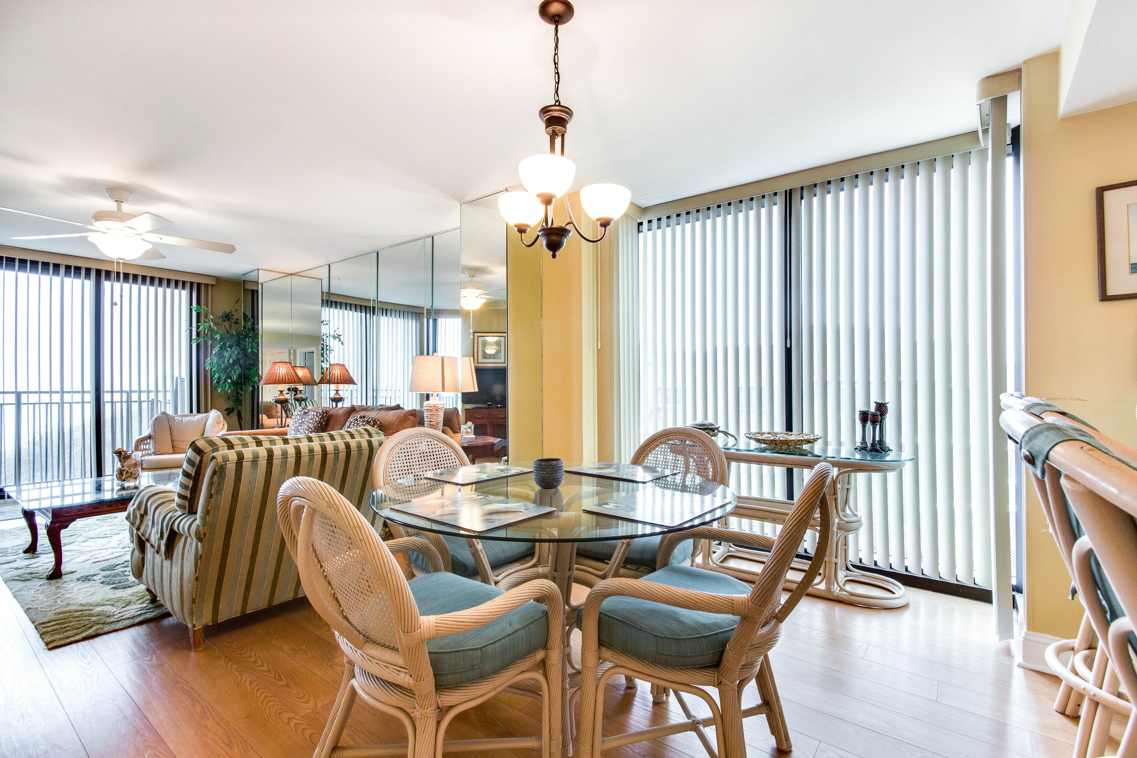 Ocean view villa w/ community pool - steps to the beach, near dining & golf