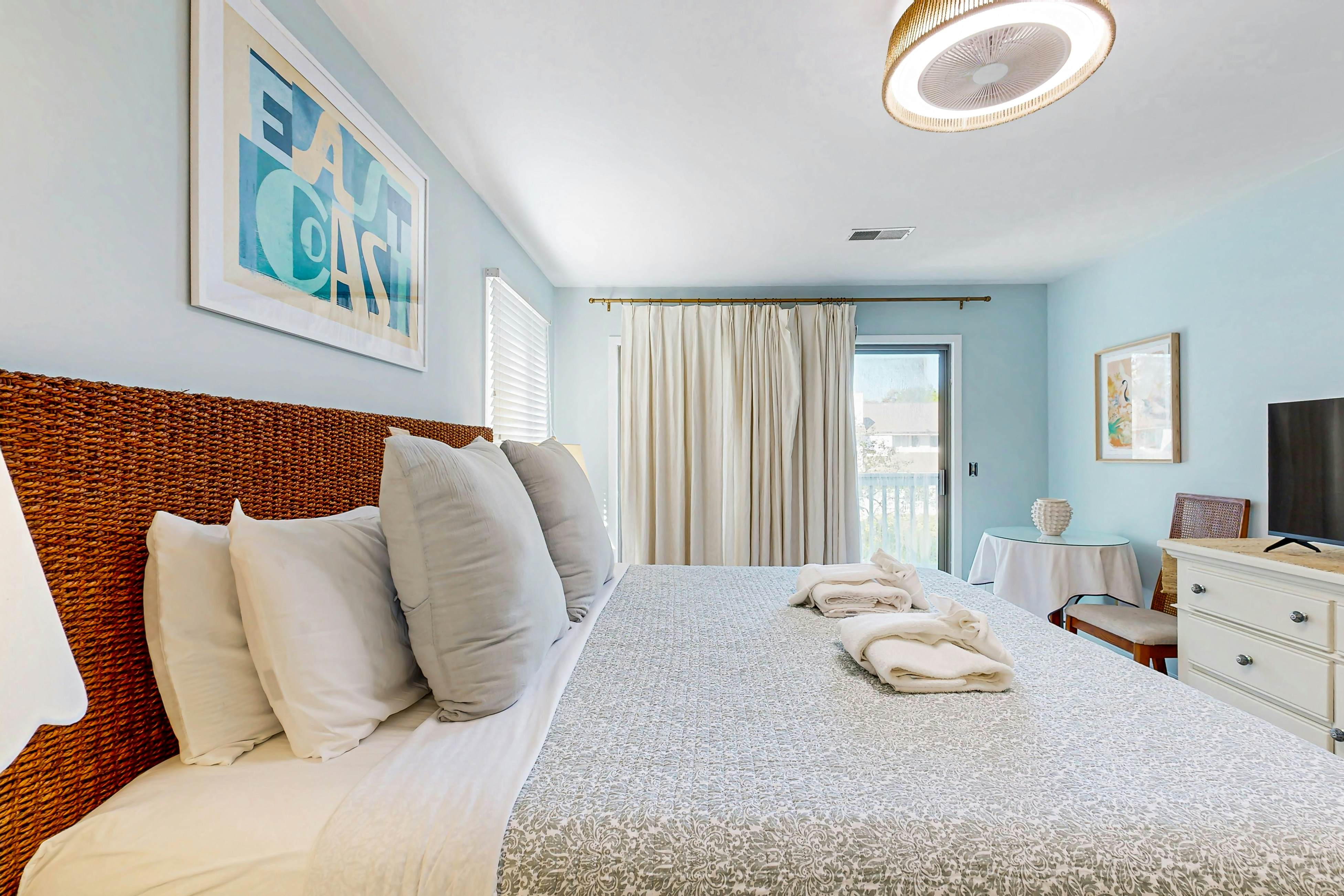 Wild Dunes condo with close proximity to beach access, on site pool & more