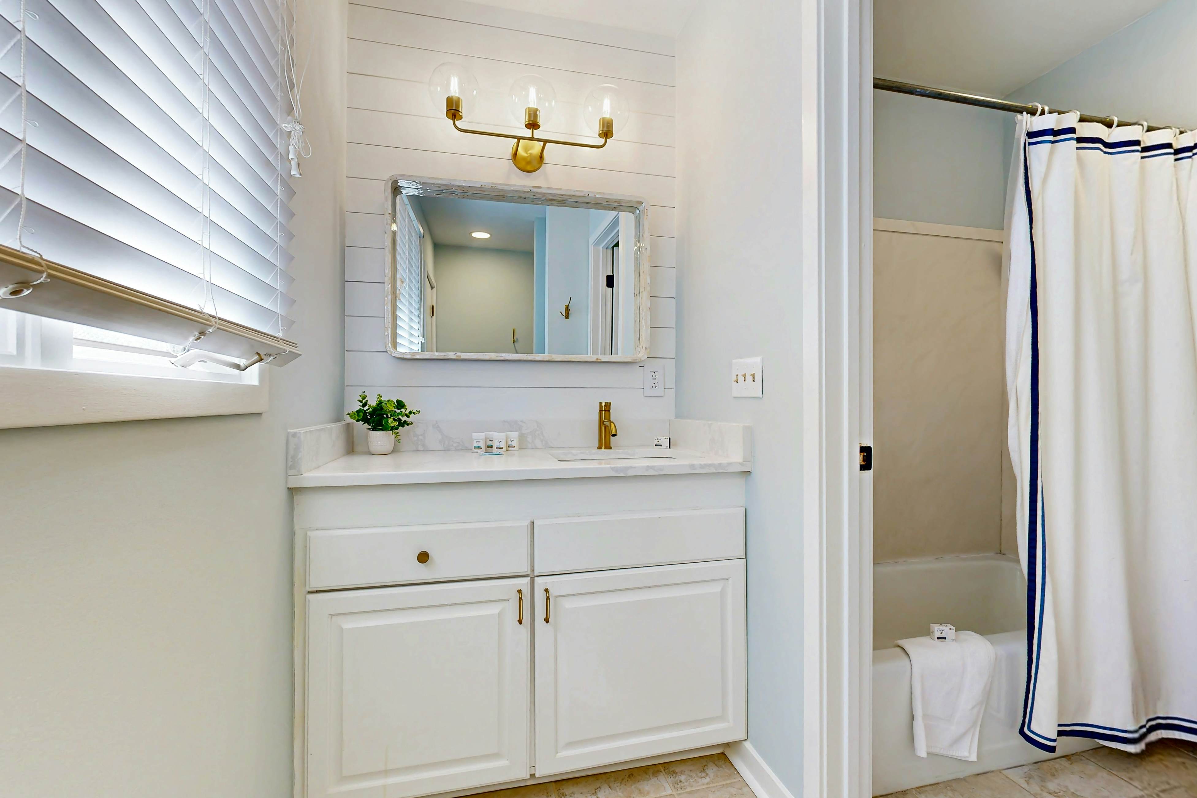 Wild Dunes condo with close proximity to beach access, on site pool & more