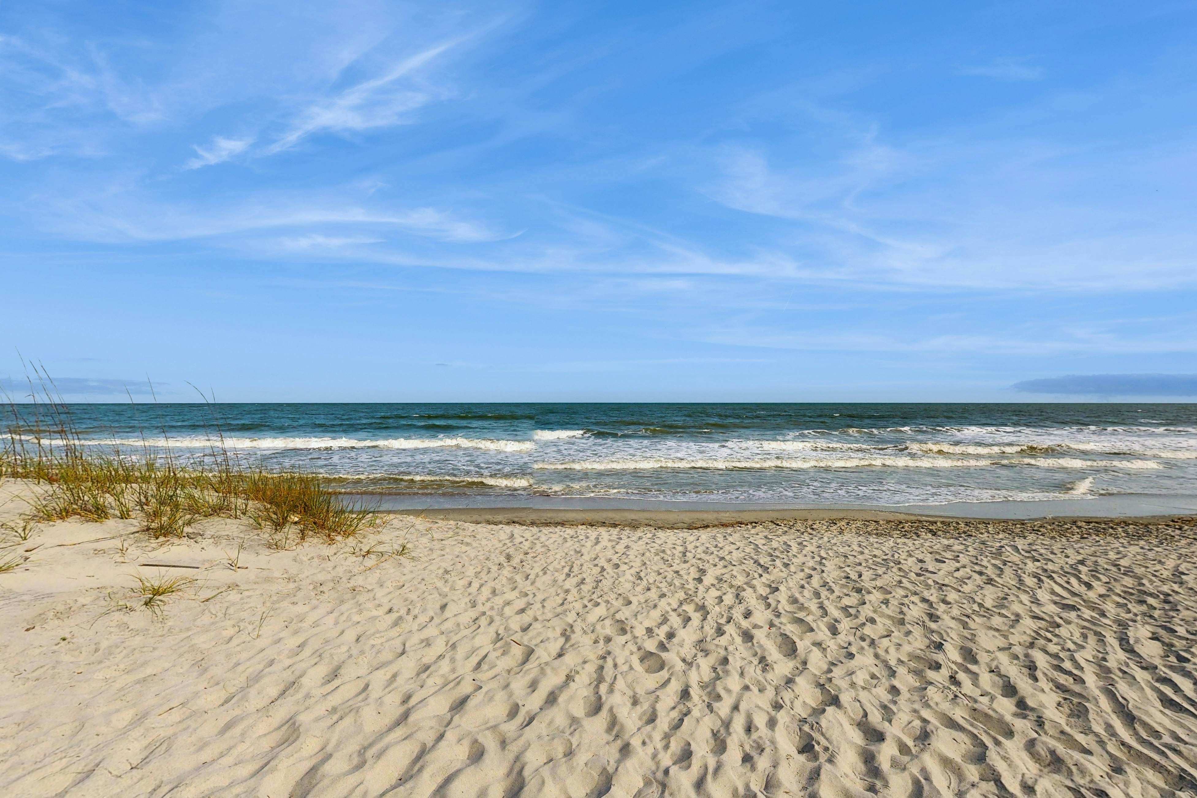 Wild Dunes condo with close proximity to beach access, on site pool & more