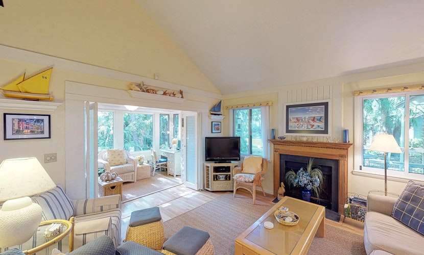 Cozy Cottage with Screened Porch, Deck & Views - Near Golf & Beach
