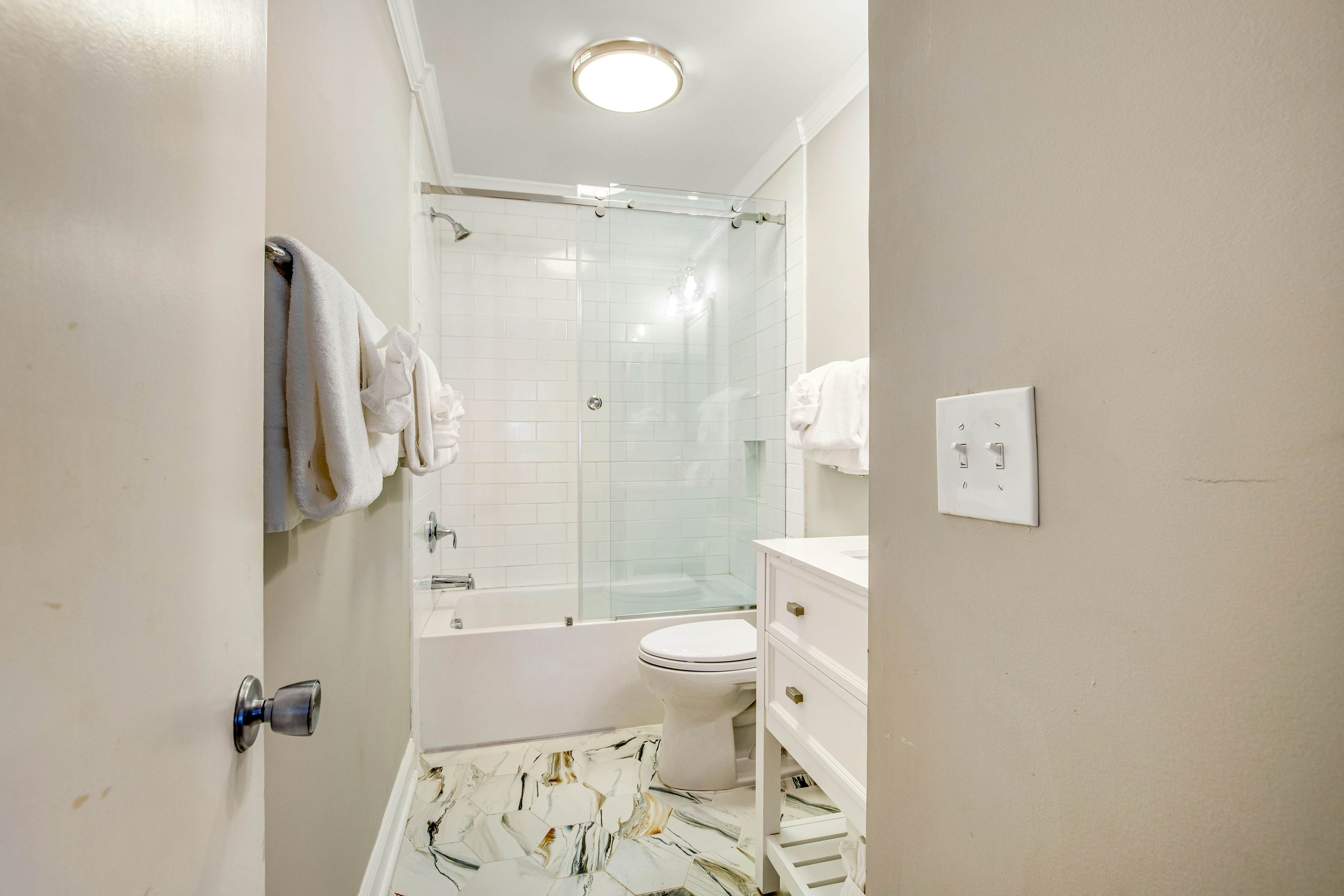 Dog-Friendly Home with Deck, Screened Porch & Woodland Views - Near Beach