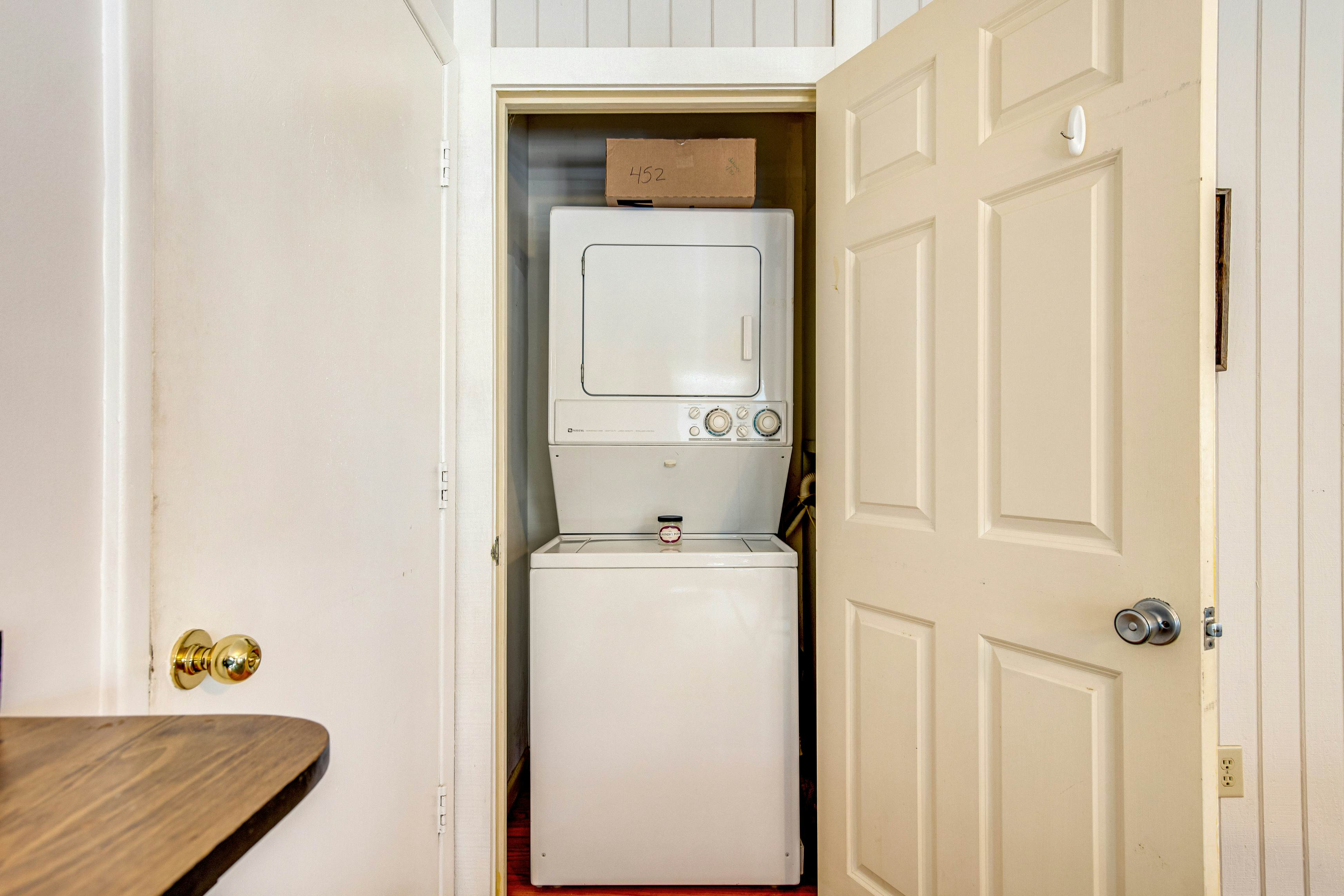 Dog-Friendly Home with Deck, Screened Porch & Woodland Views - Near Beach