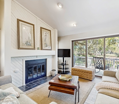 Golf course home with deck, porch & lagoon view - 1 block to beach, 1 dog OK