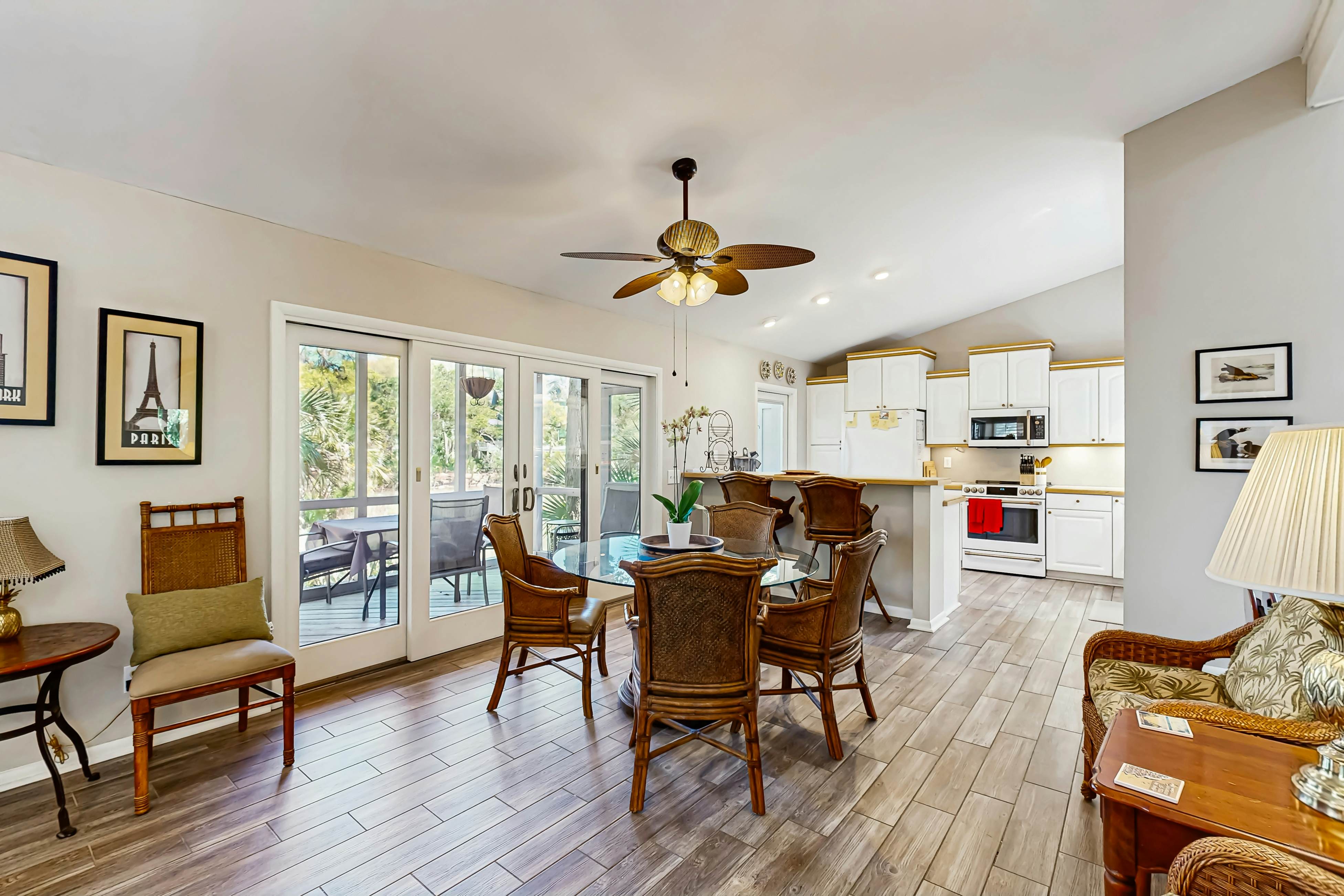 Golf course home with deck, porch & lagoon view - 1 block to beach, 1 dog OK