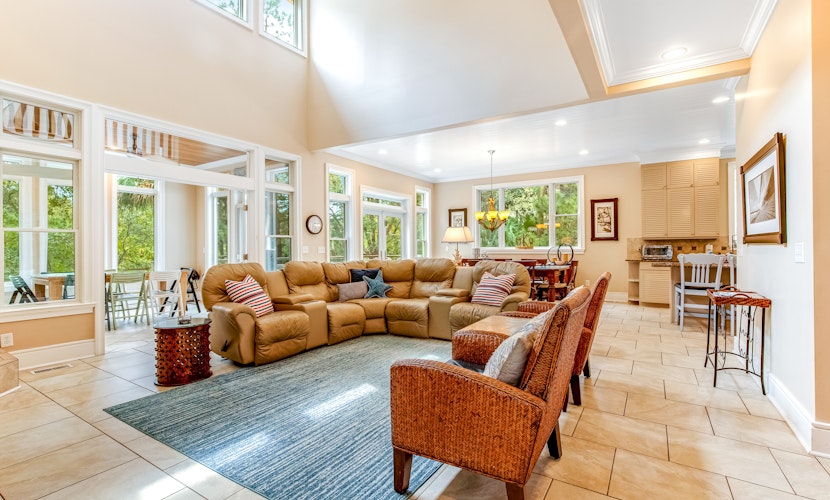 Upscale house with private pool, lagoon views - near beach & tennis