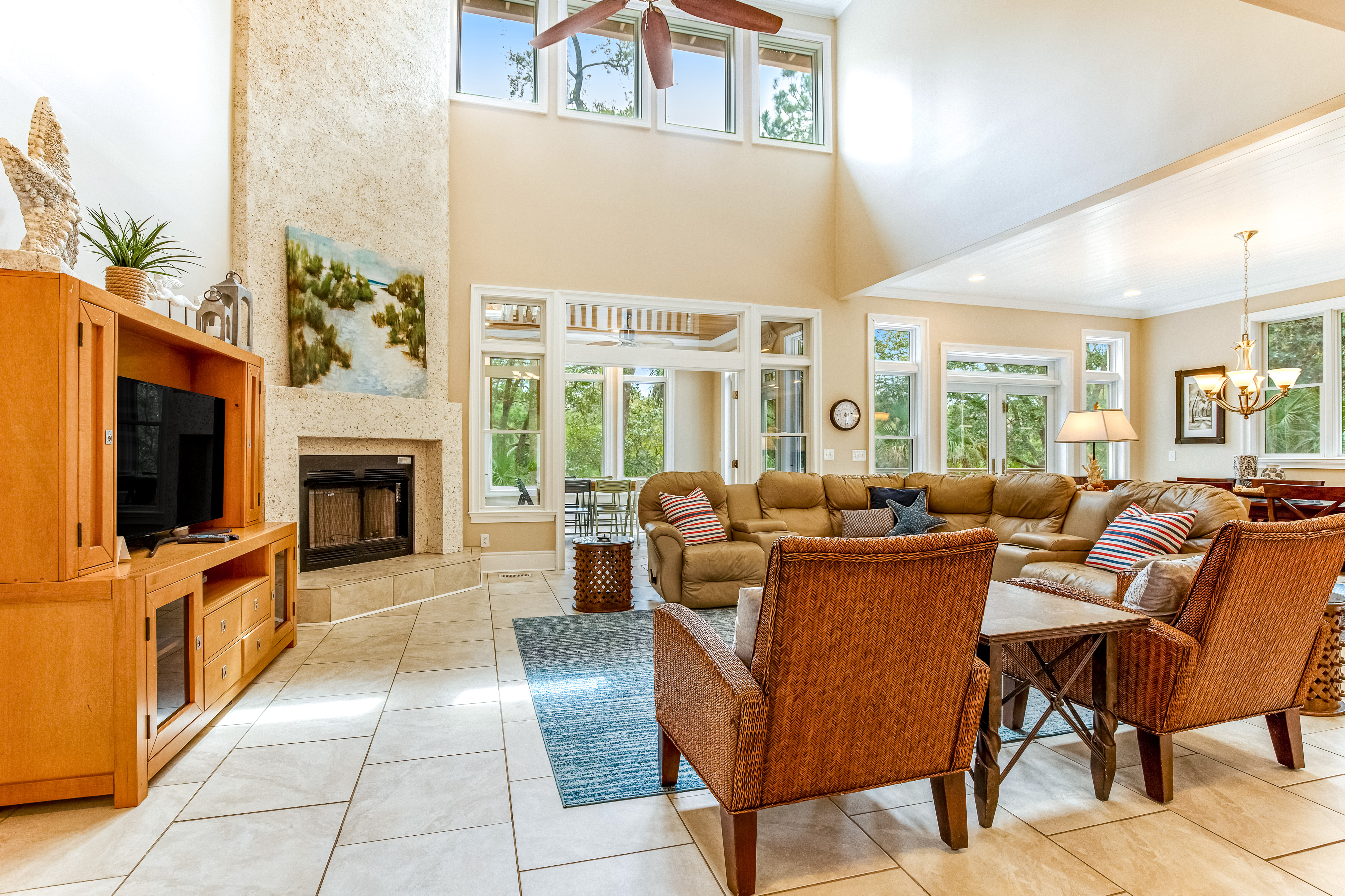 Upscale house with private pool, lagoon views - near beach & tennis