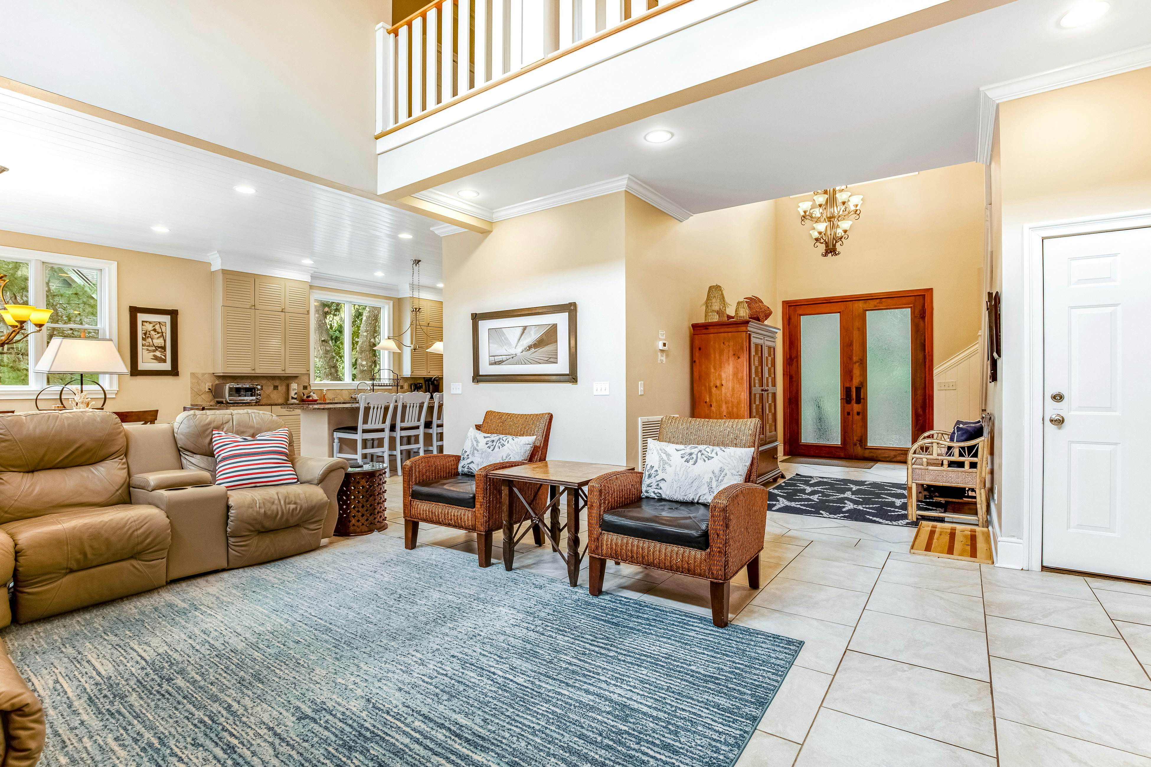 Upscale house with private pool, lagoon views - near beach & tennis