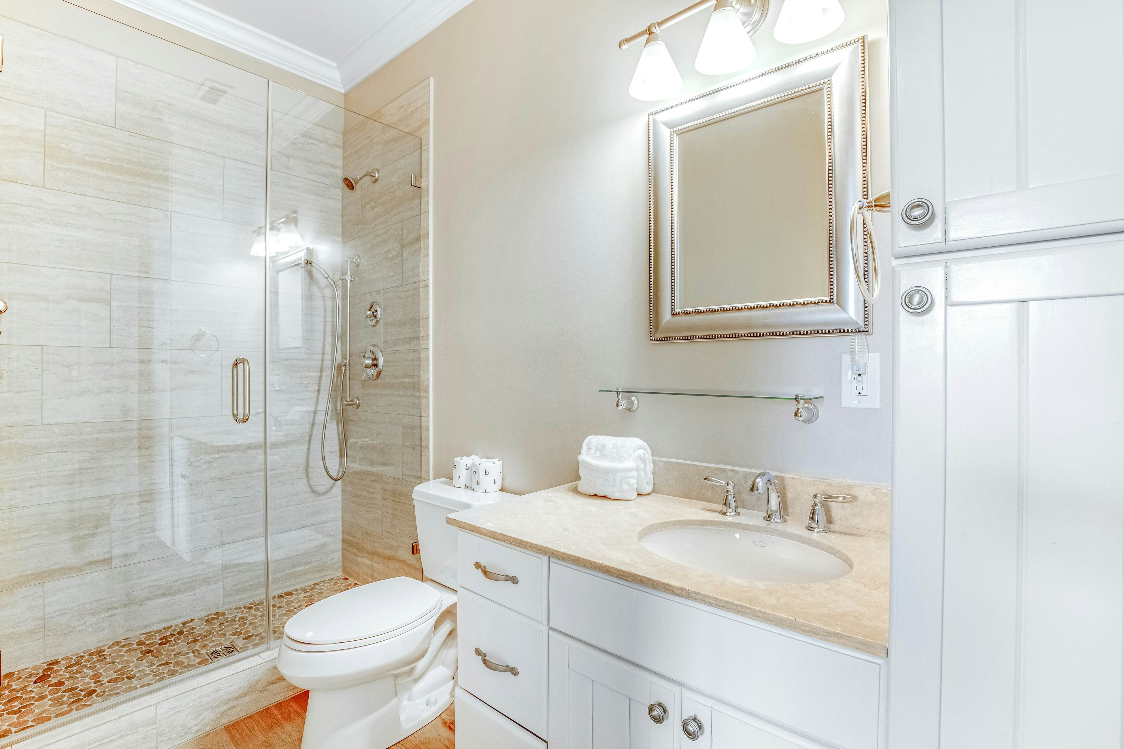 Upscale house with private pool, lagoon views - near beach & tennis