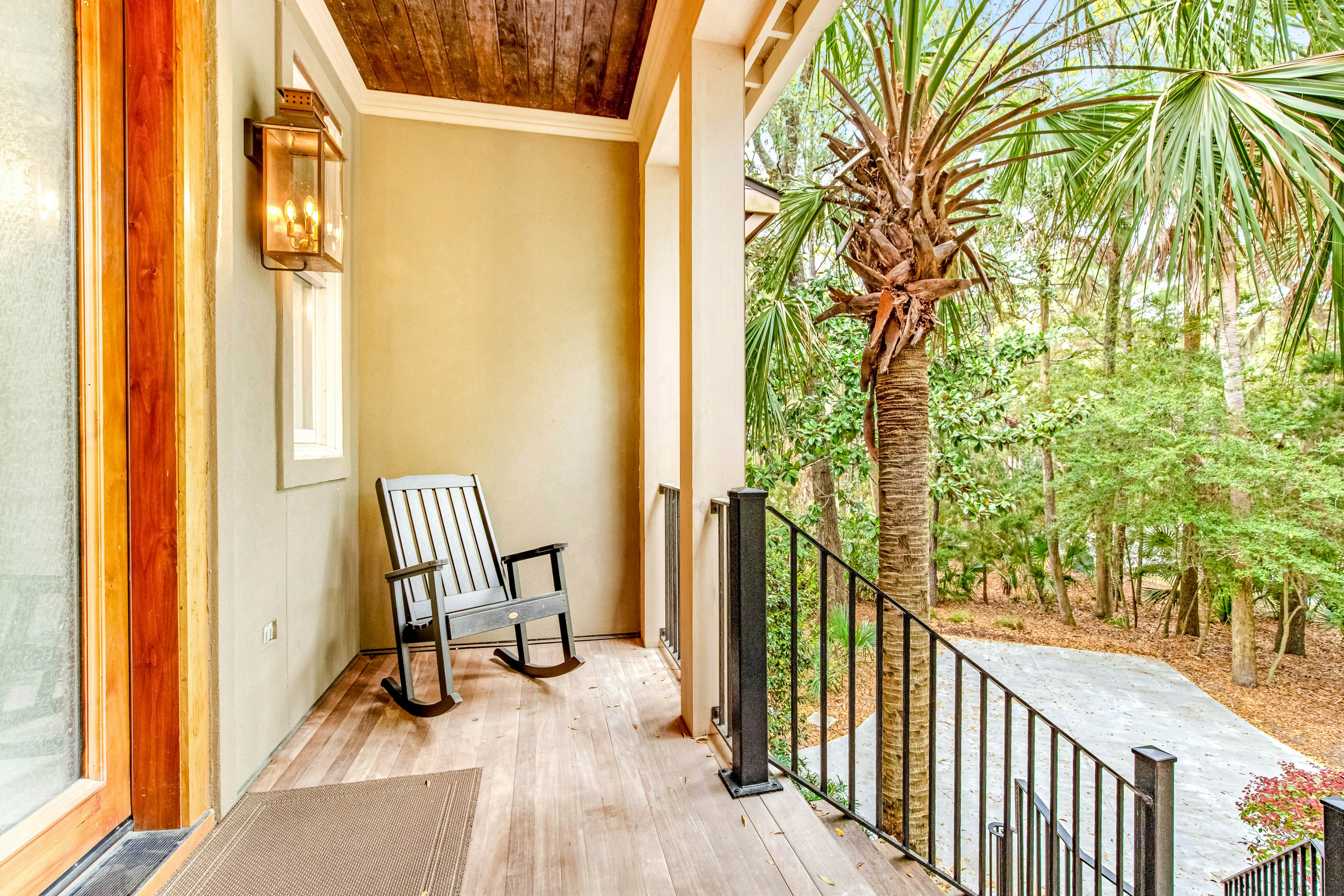 Upscale house with private pool, lagoon views - near beach & tennis