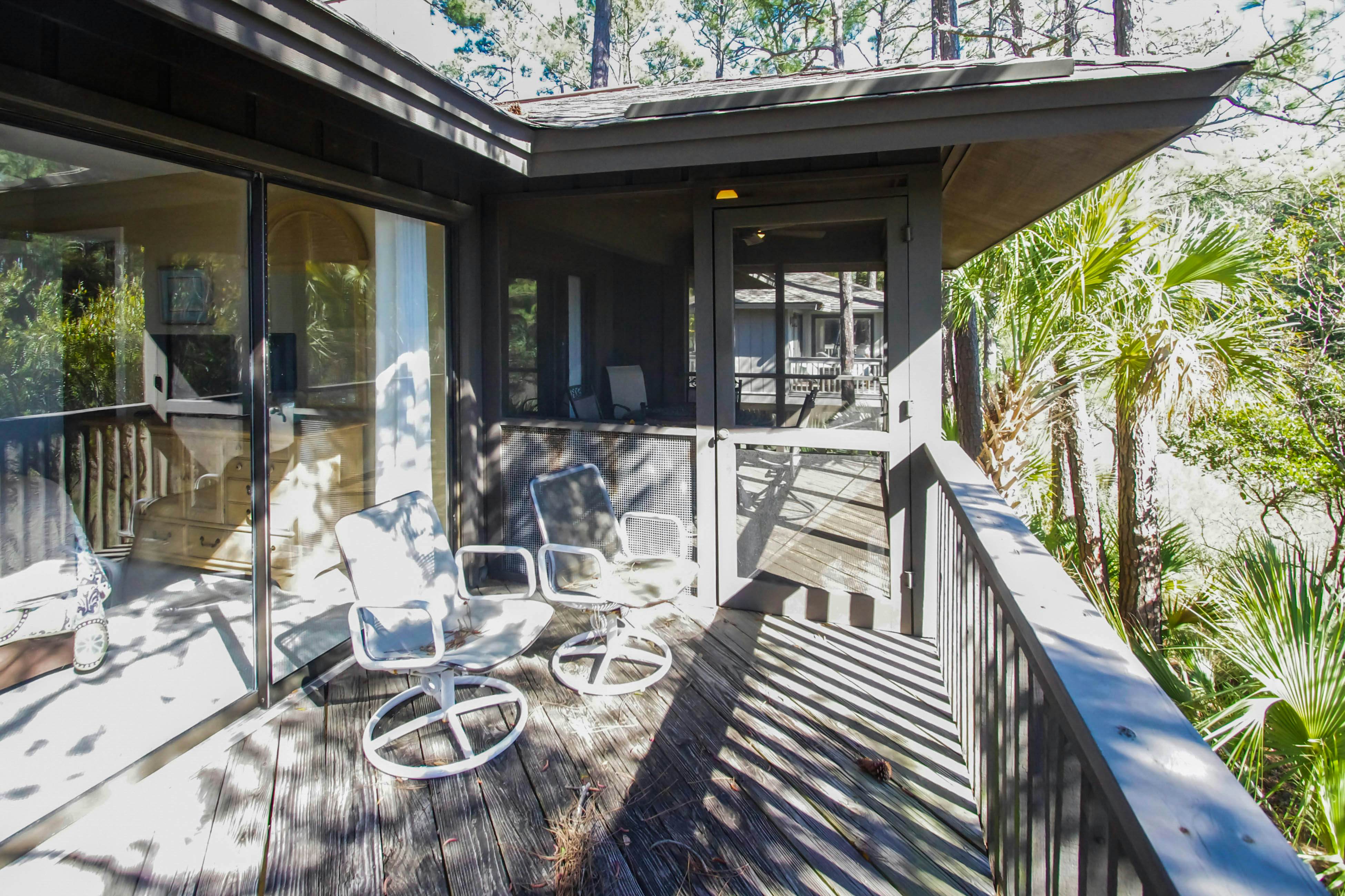 Lakeview Getaway with Shared Pool - Close to Golf Course and Attractions