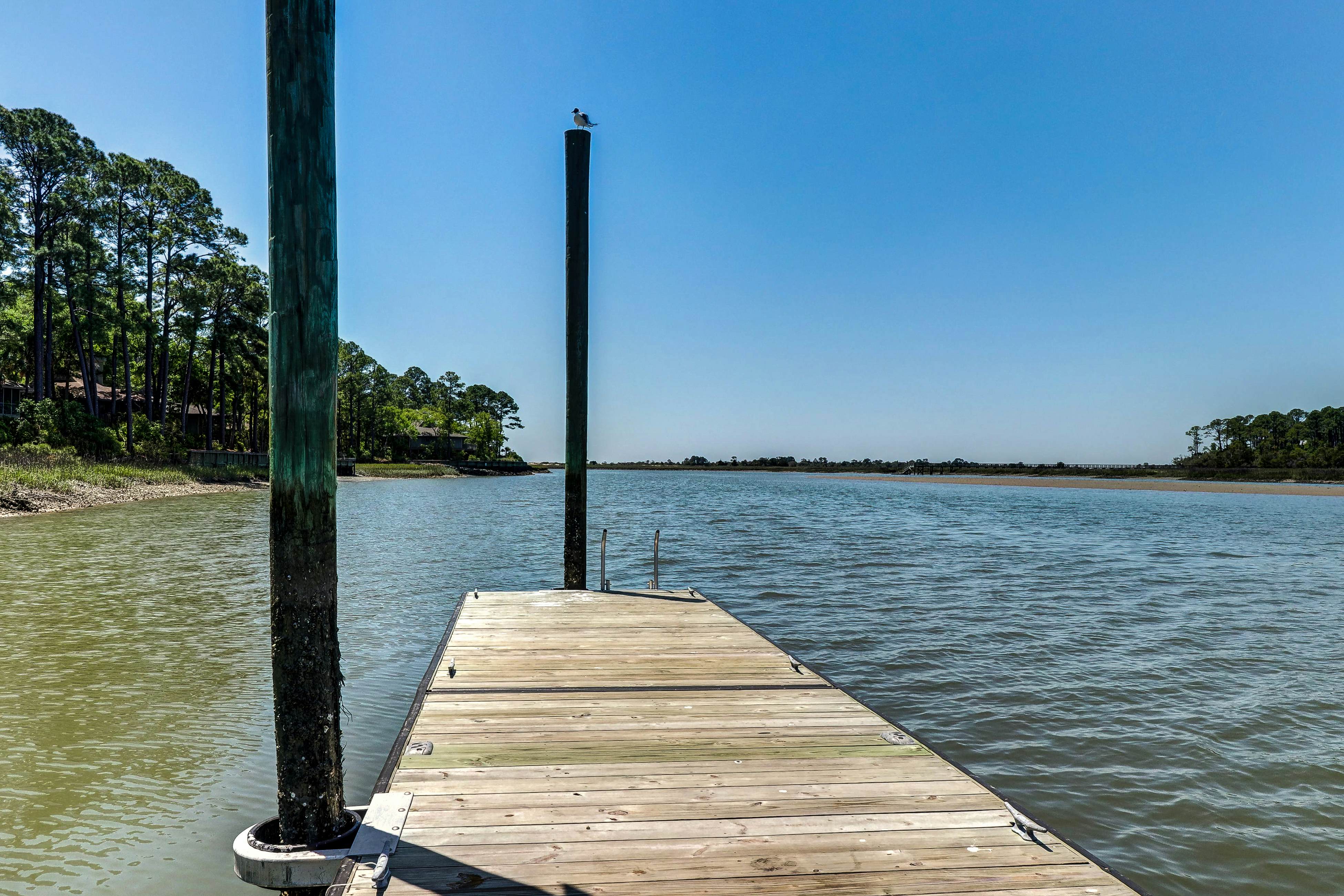 Lakeview Getaway with Shared Pool - Close to Golf Course and Attractions