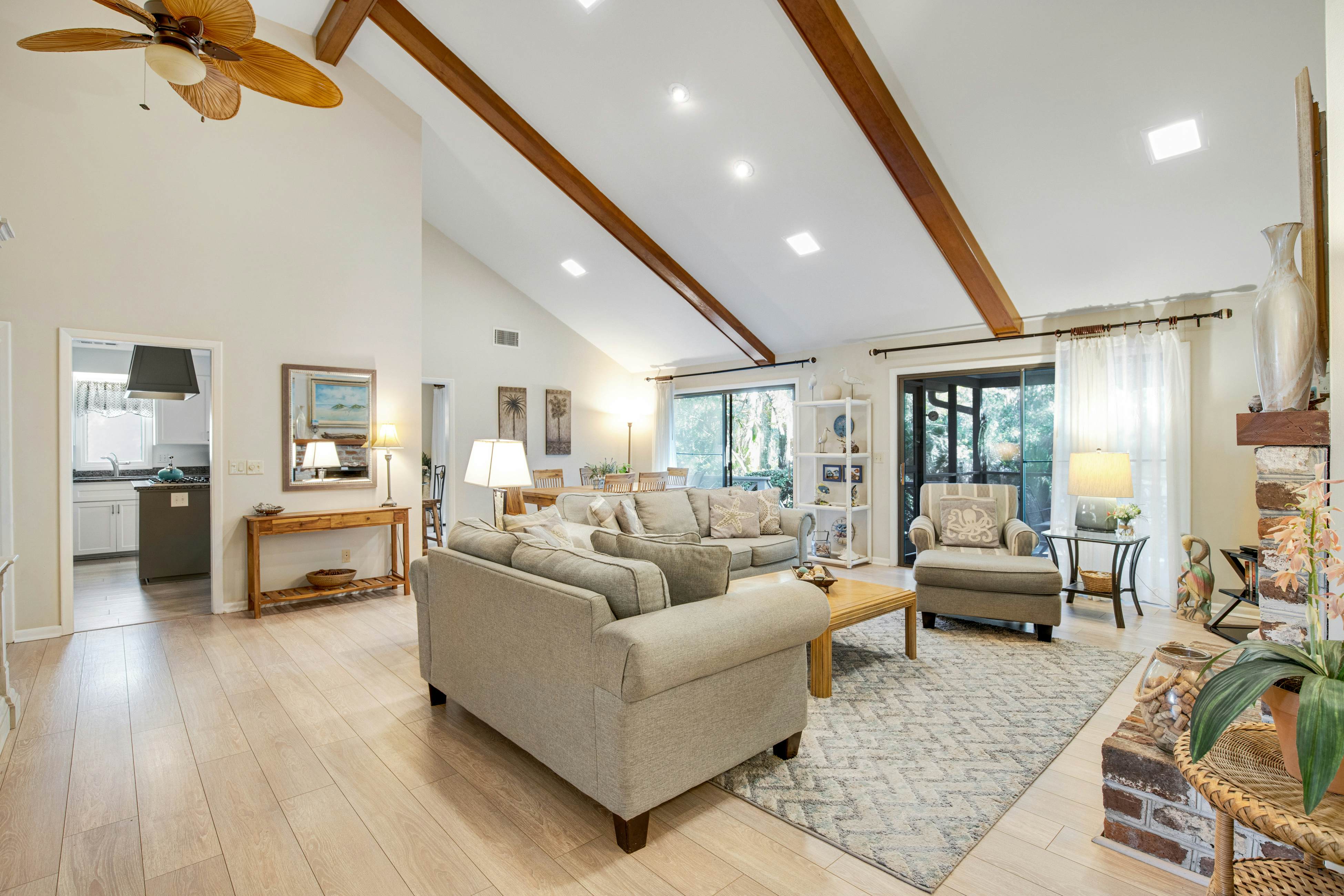 Shaded Lakeview Home with Deck & Screened Porch - Near Beach, Dogs OK