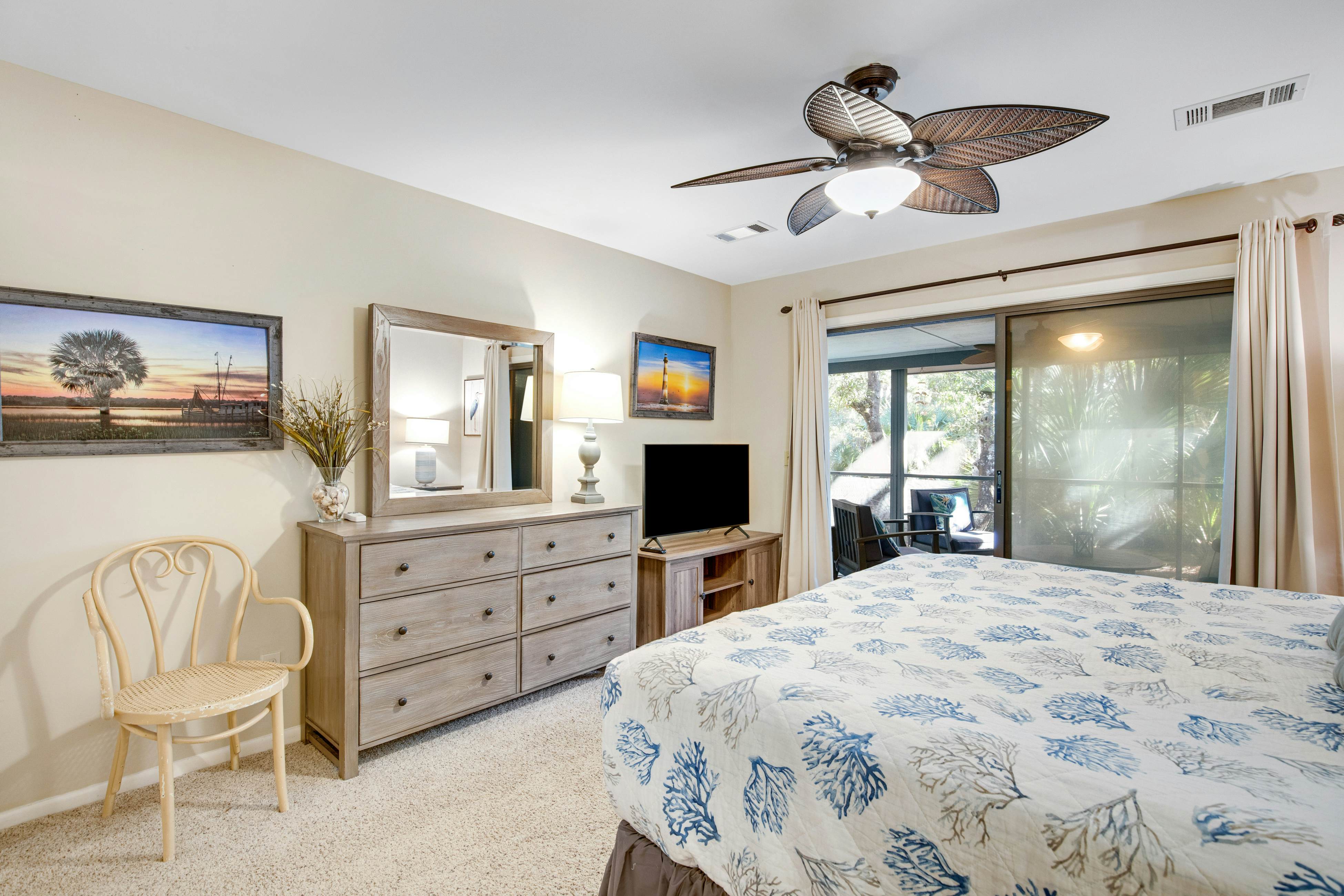 Shaded Lakeview Home with Deck & Screened Porch - Near Beach, Dogs OK