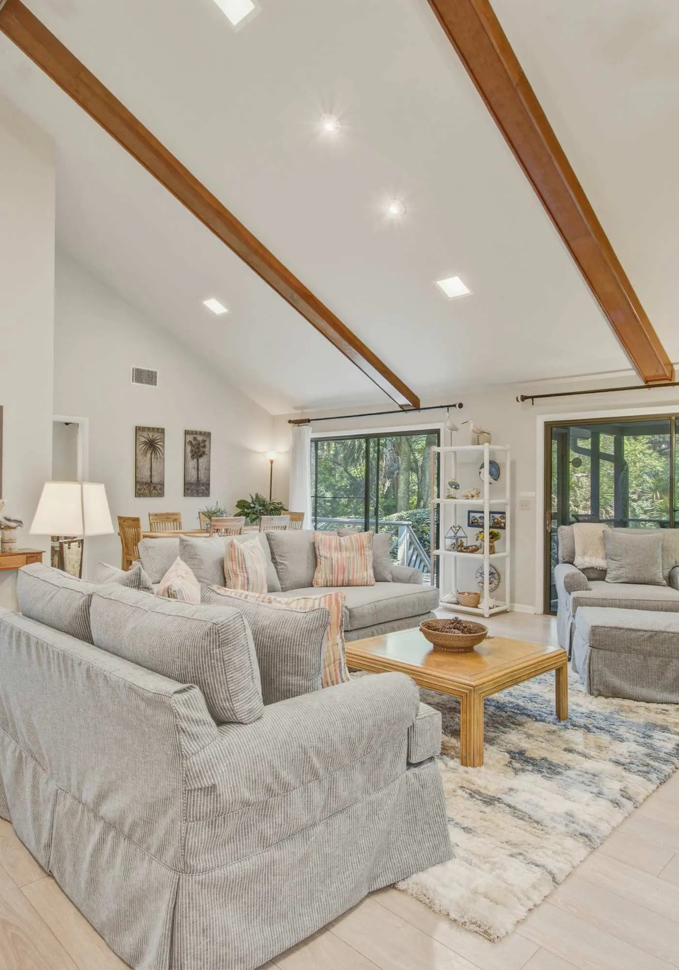 Shaded Lakeview Home with Deck & Screened Porch - Near Beach, Dogs OK