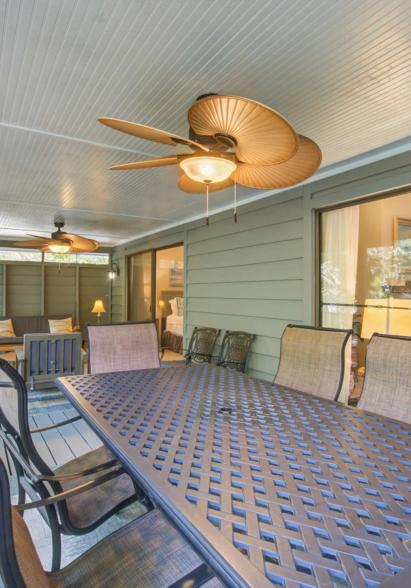 Shaded Lakeview Home with Deck & Screened Porch - Near Beach, Dogs OK