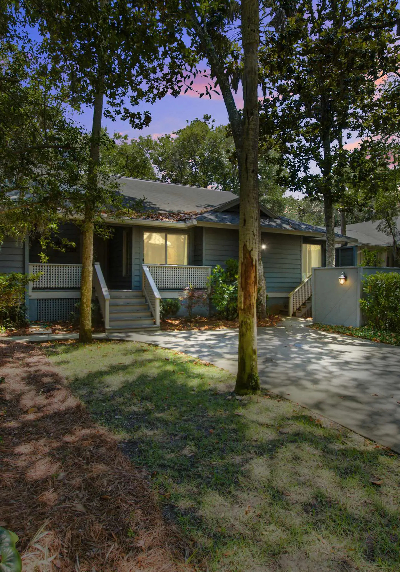 Shaded Lakeview Home with Deck & Screened Porch - Near Beach, Dogs OK