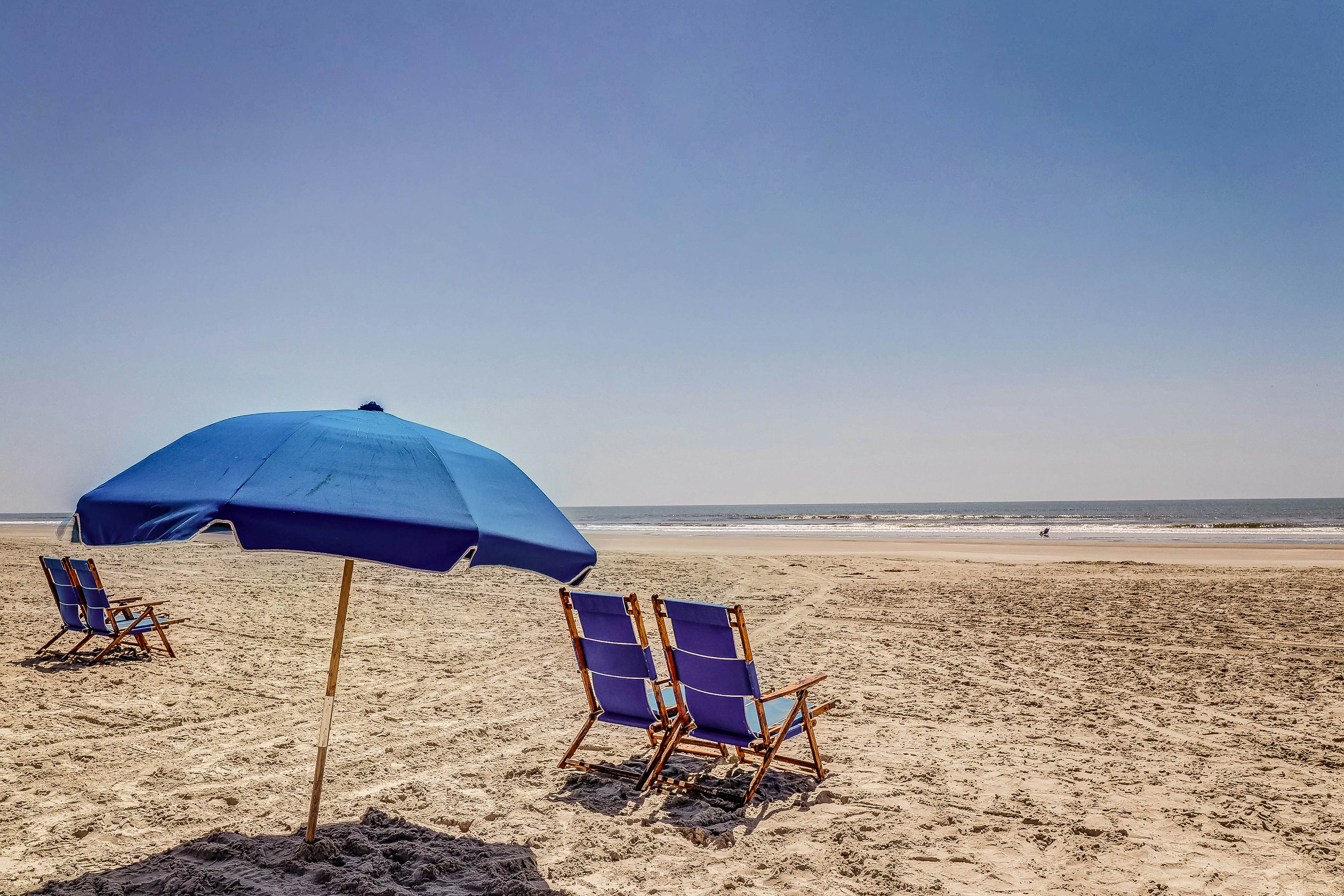 Beautiful Home in the Woods with Updated Amenities and Shared Pool