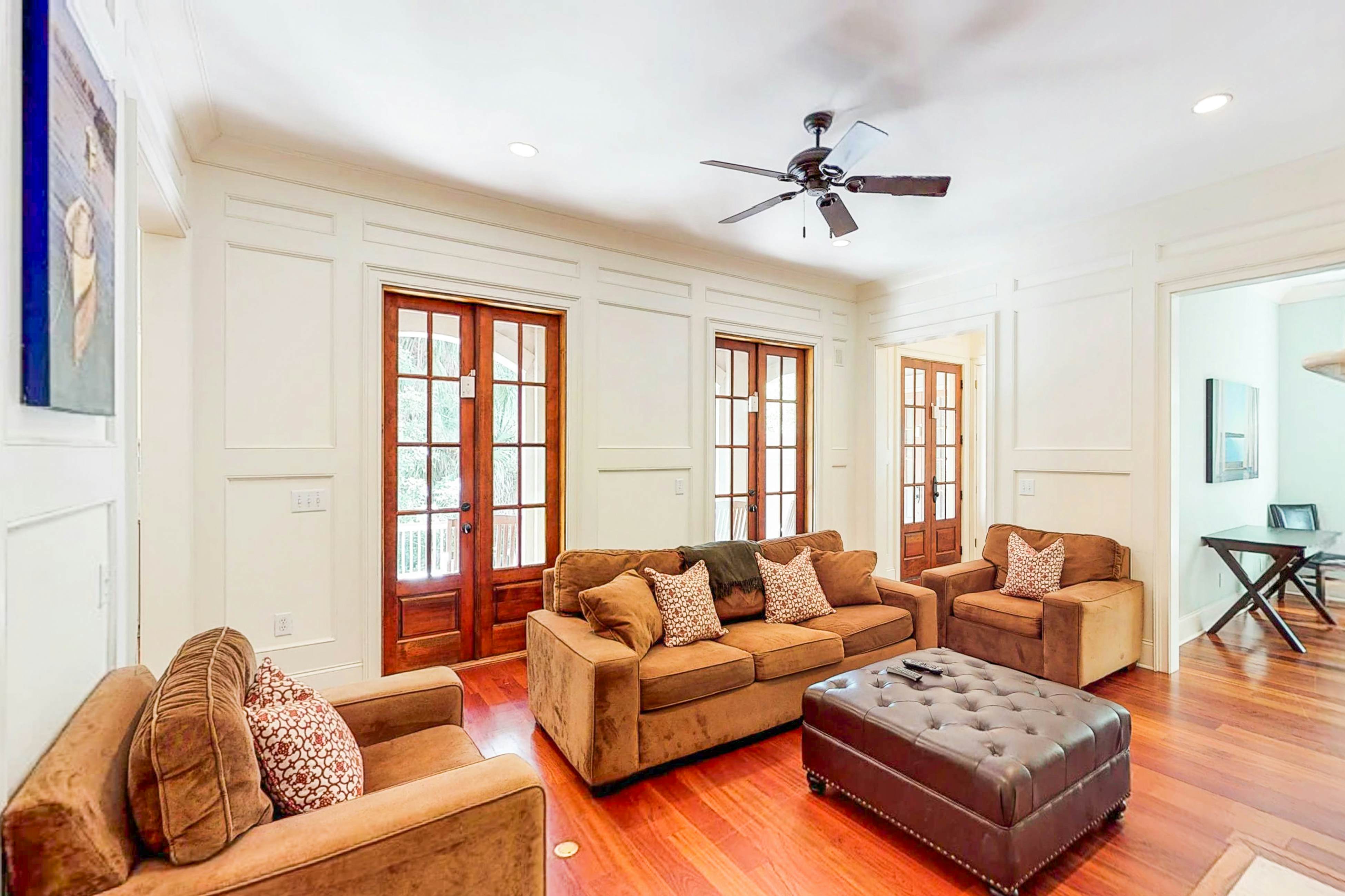 Multi-level home with private pool, lanai & enclosed deck - beach nearby