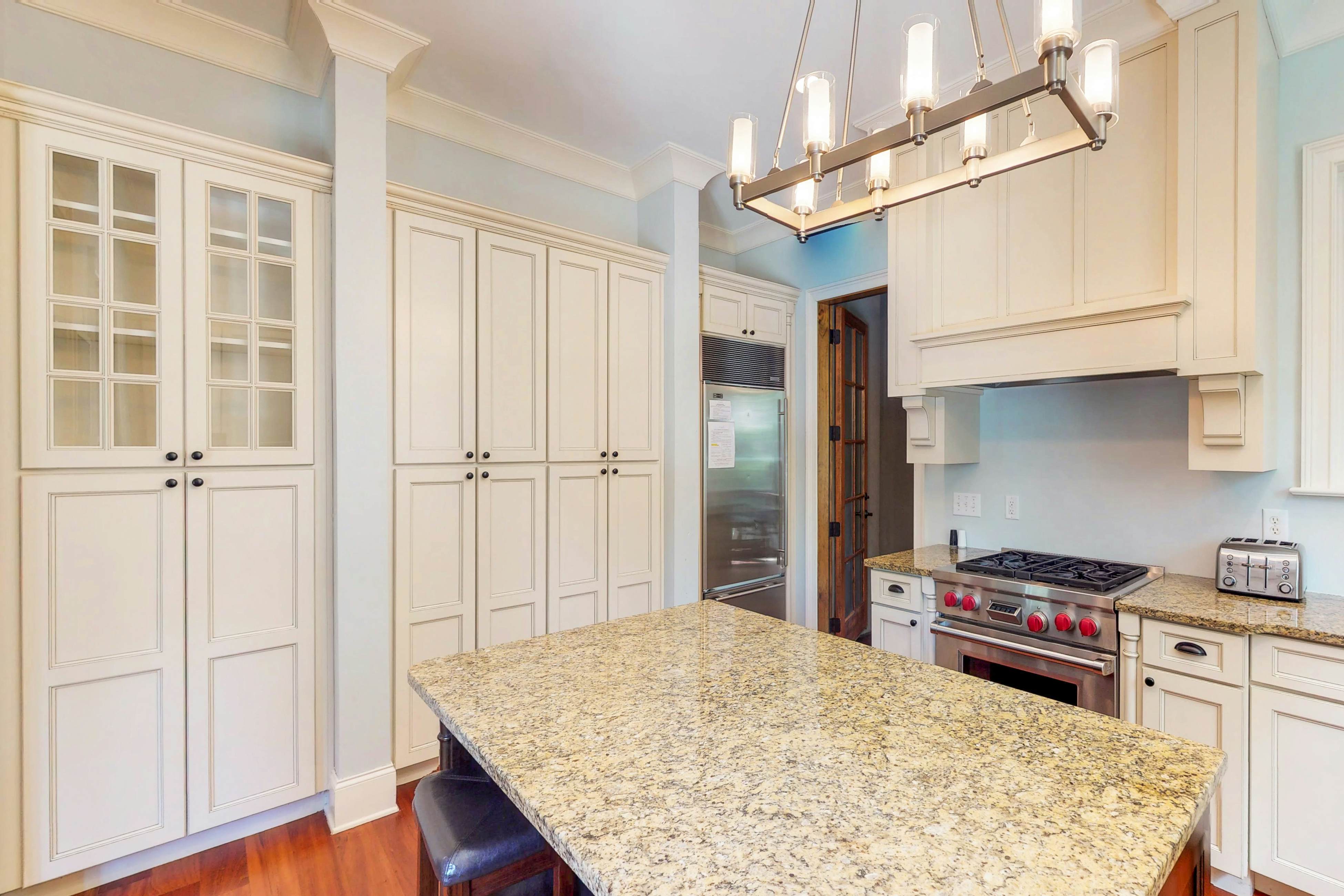 Multi-level home with private pool, lanai & enclosed deck - beach nearby