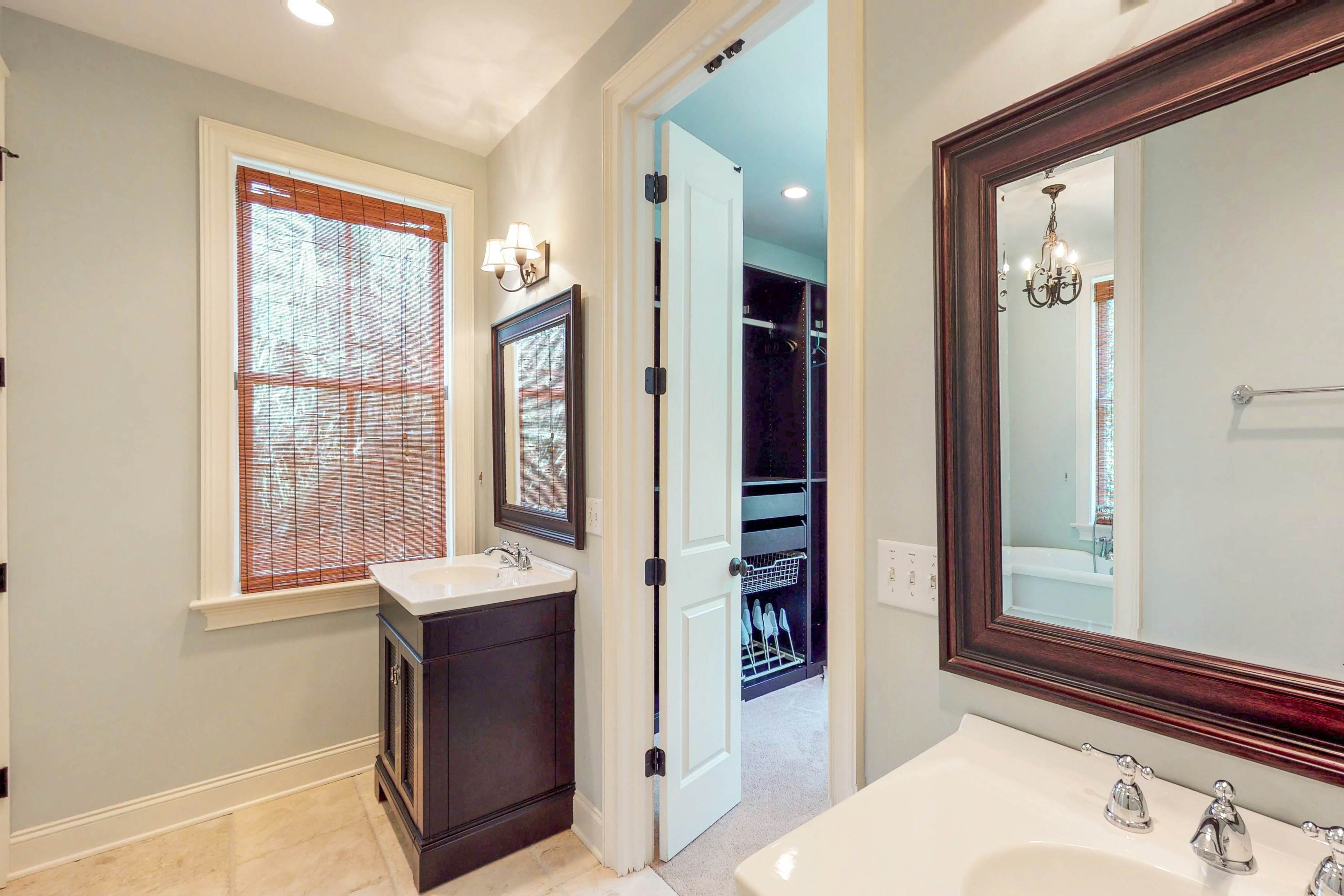 Multi-level home with private pool, lanai & enclosed deck - beach nearby