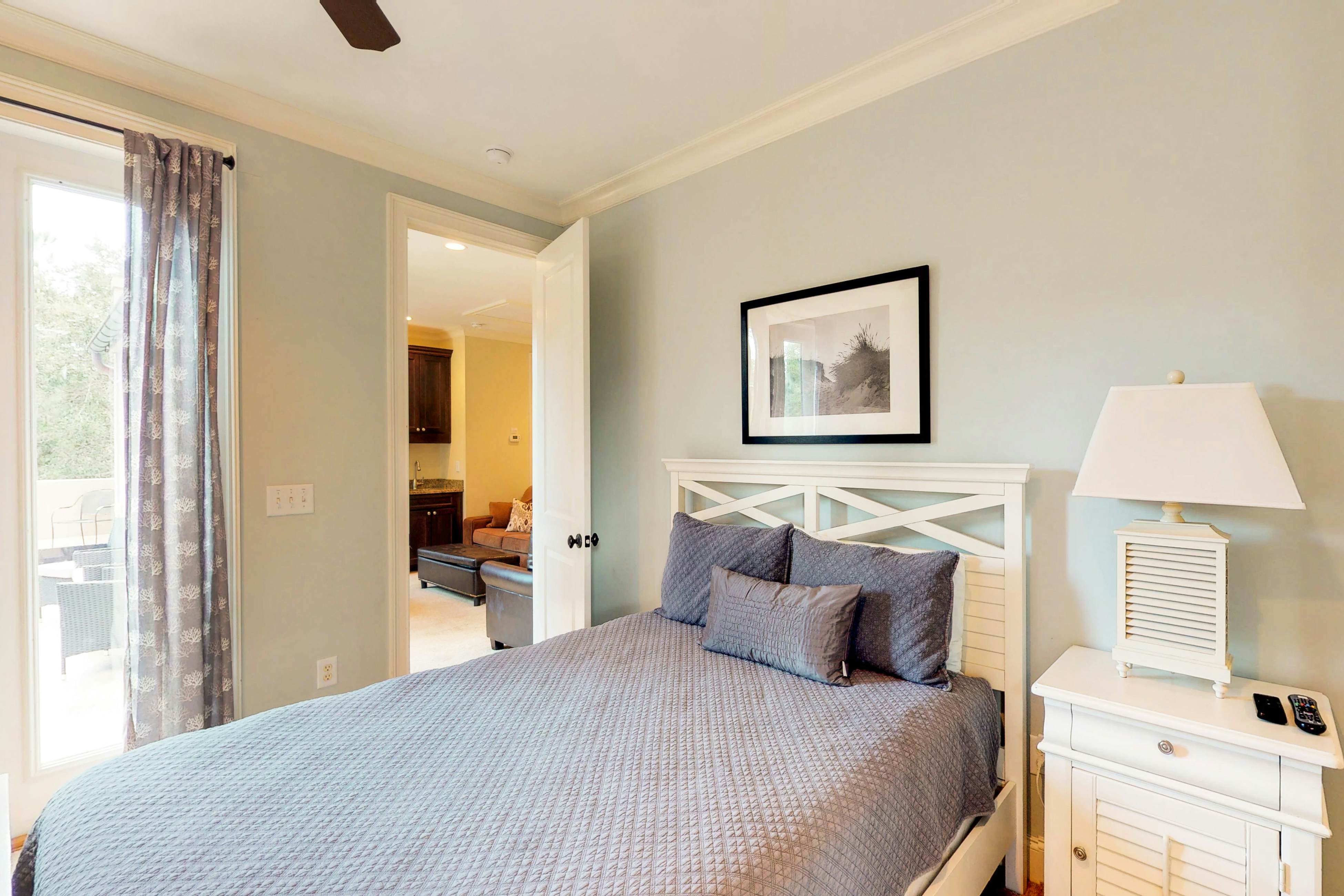 Multi-level home with private pool, lanai & enclosed deck - beach nearby