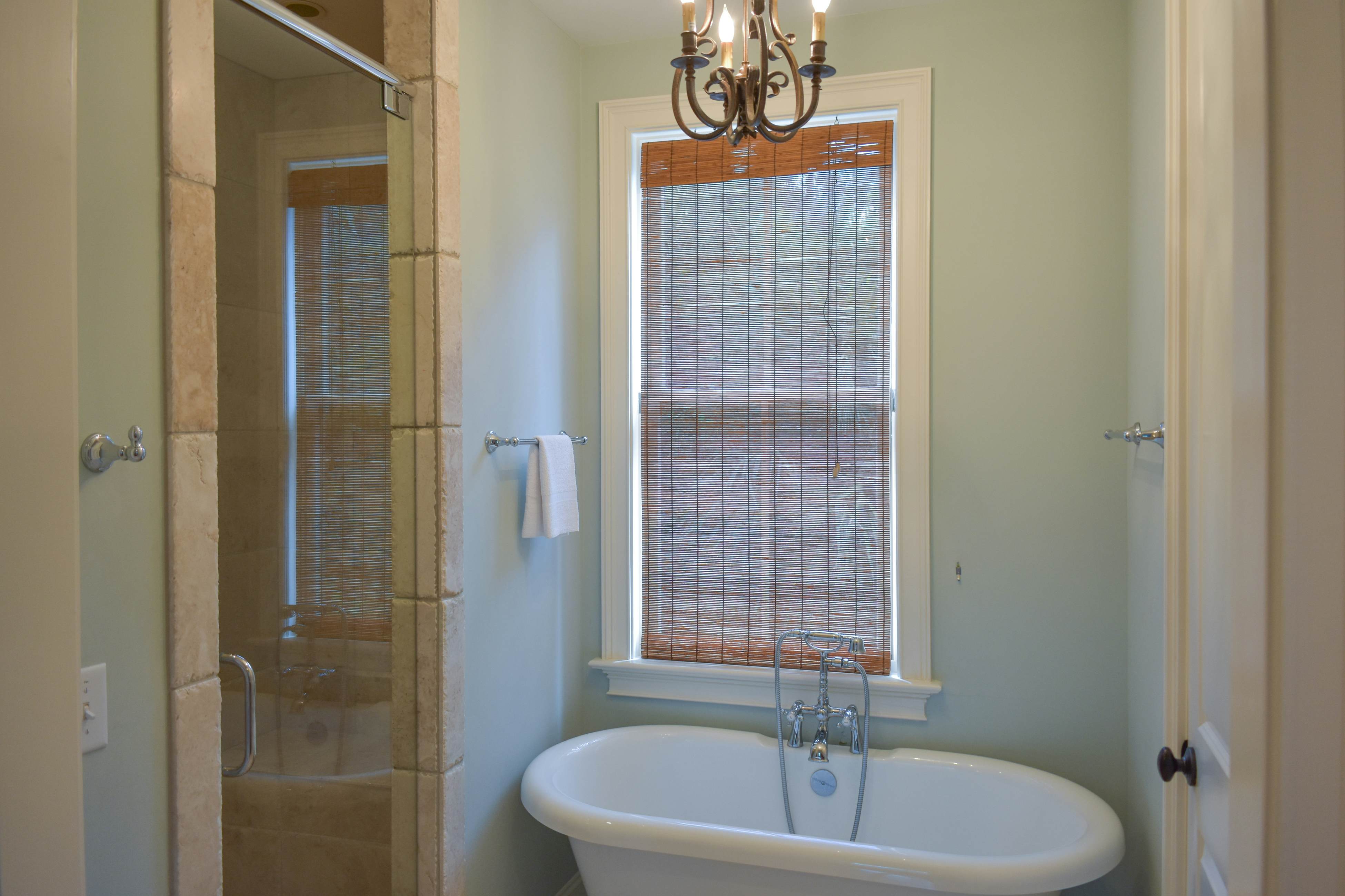 Multi-level home with private pool, lanai & enclosed deck - beach nearby