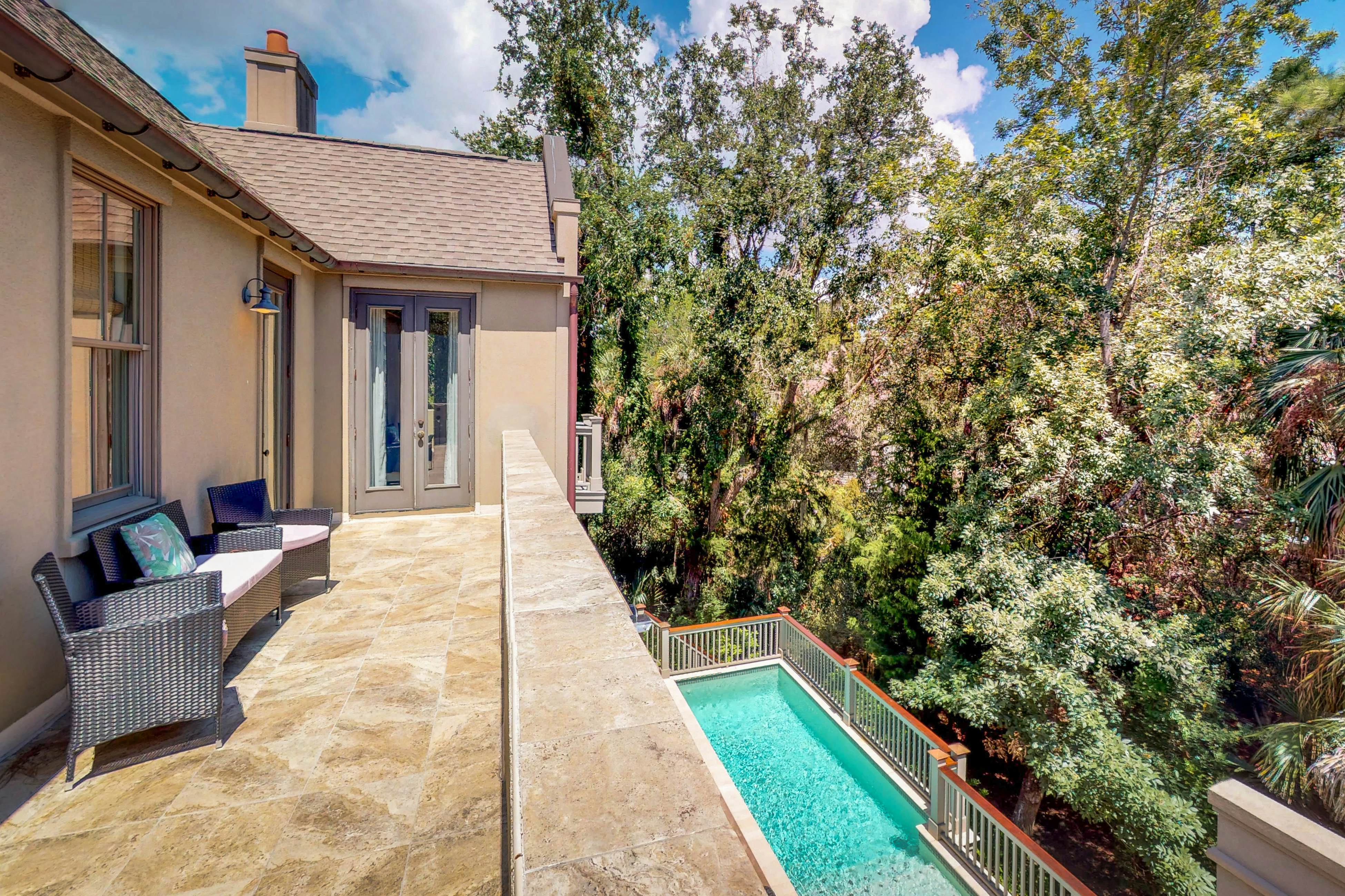 Multi-level home with private pool, lanai & enclosed deck - beach nearby