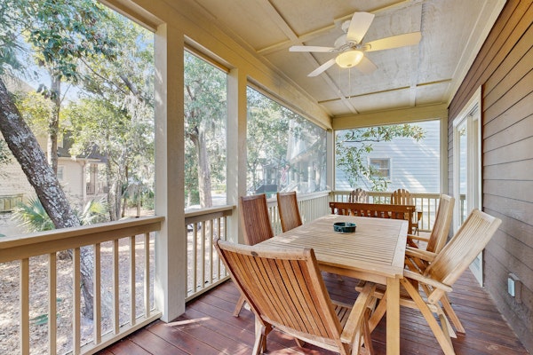 Spacious home with pool - walk to beach & golf