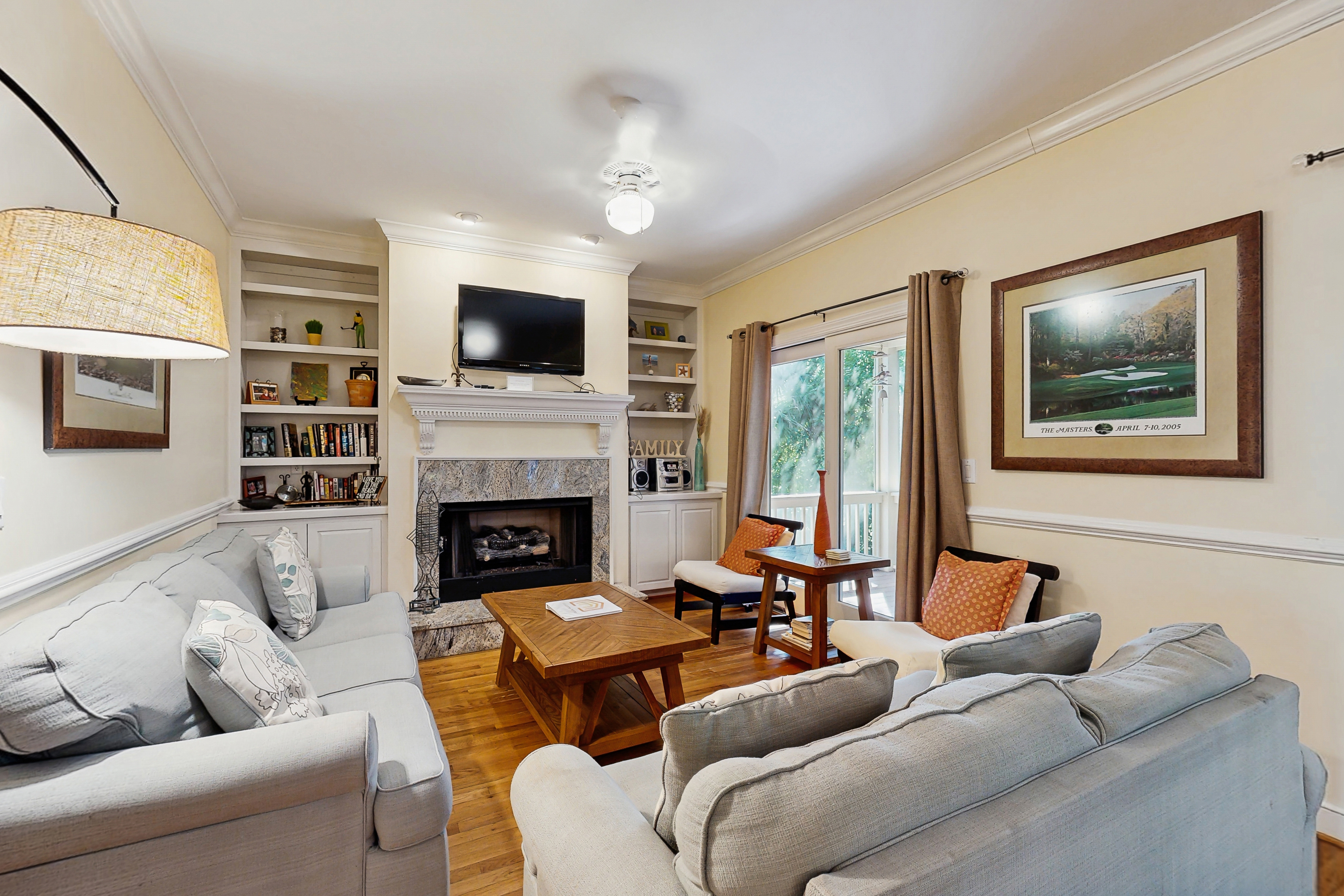 Spacious home with pool - walk to beach & golf