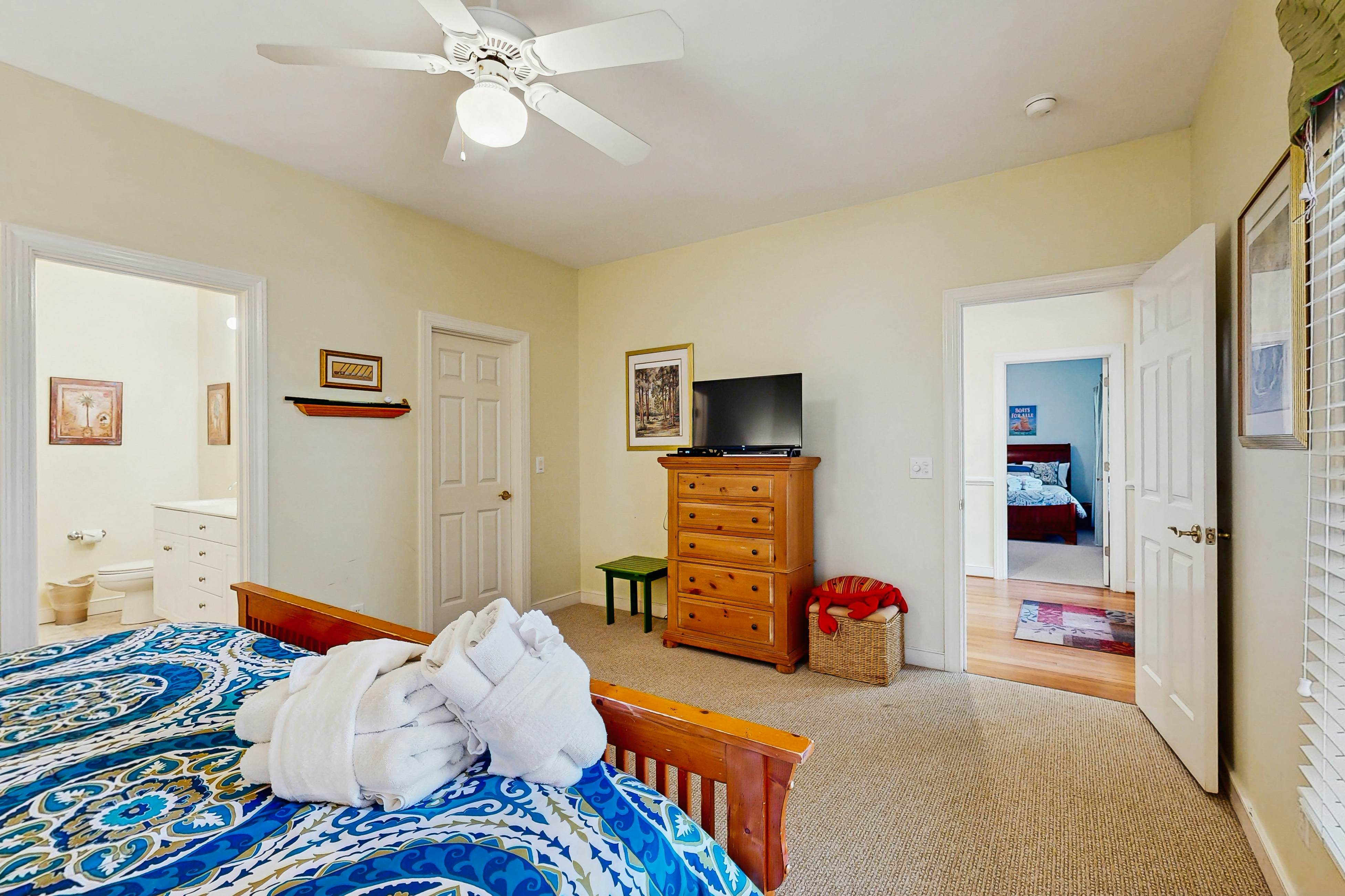 Spacious home with pool - walk to beach & golf