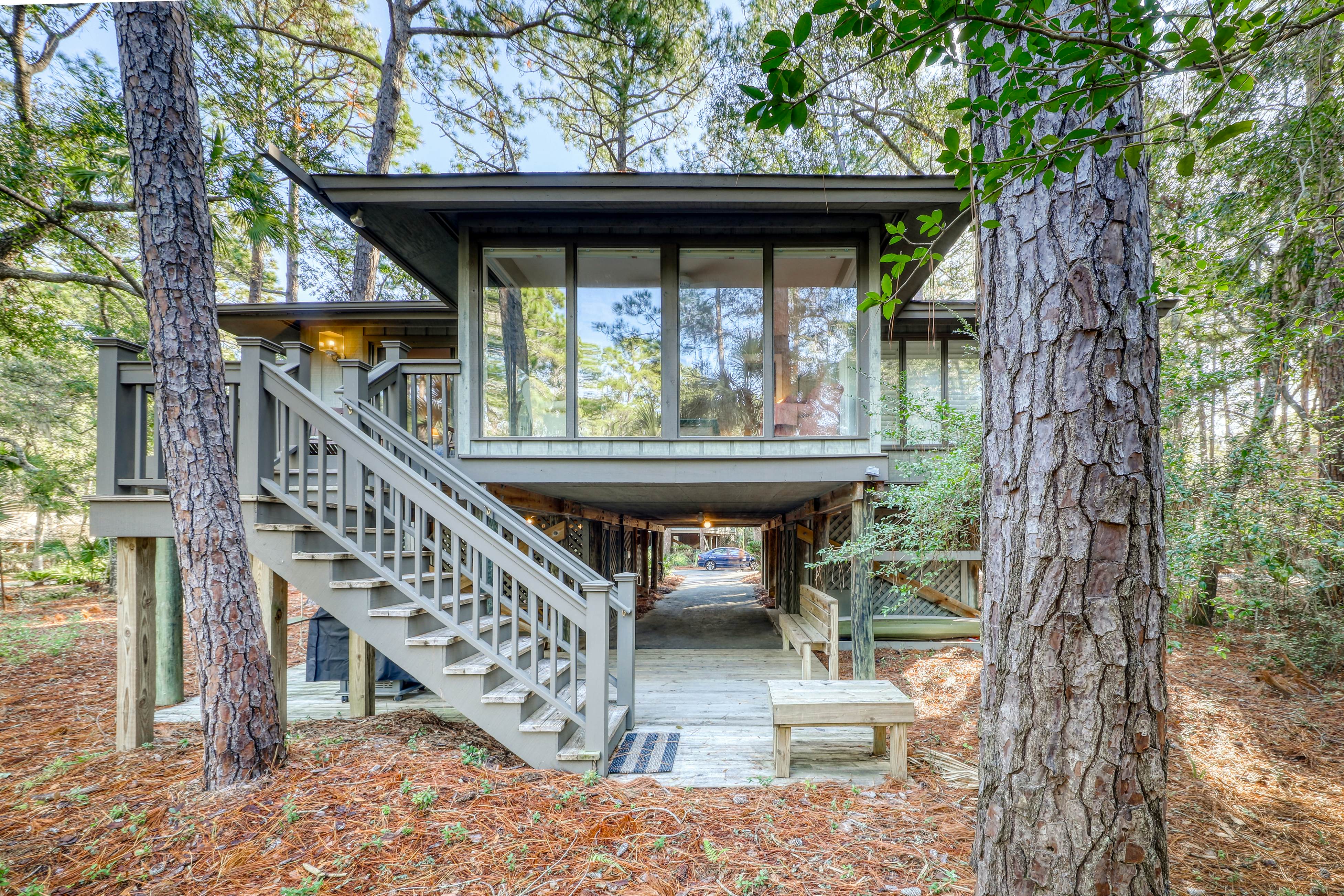 Cottage w/ On-Site Golf, Shared Pool, & Beautiful Inlet Views - Near the Beach