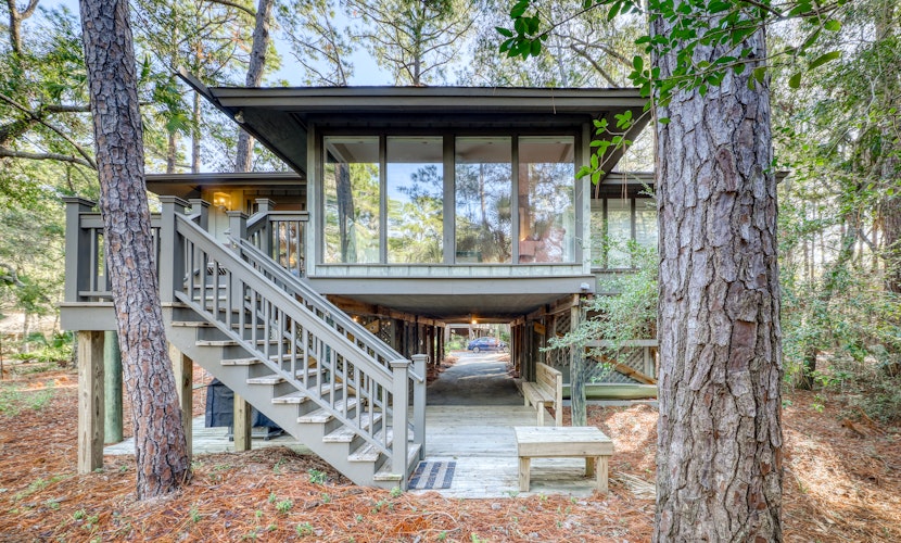 Cottage w/ On-Site Golf, Shared Pool, & Beautiful Inlet Views - Near the Beach