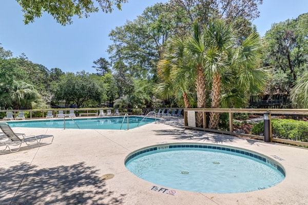 Cottage w/ On-Site Golf, Shared Pool, & Beautiful Inlet Views - Near the Beach