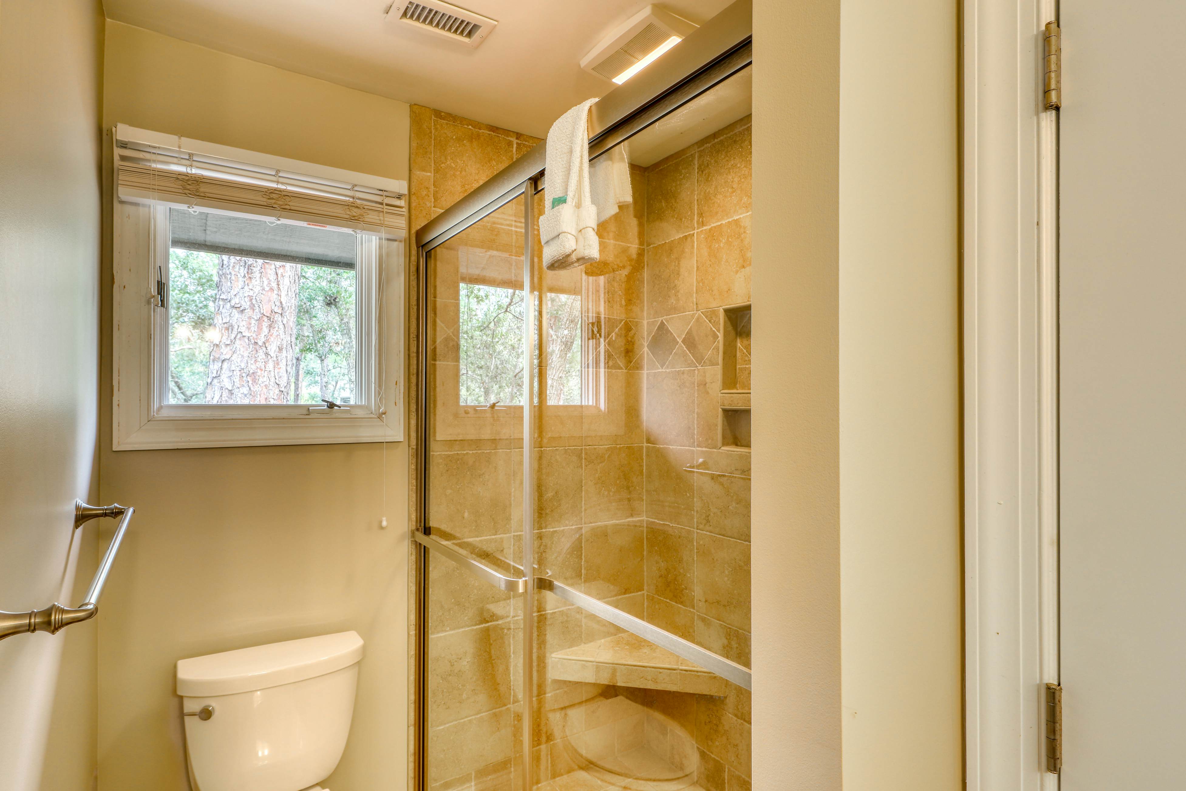 Cottage w/ On-Site Golf, Shared Pool, & Beautiful Inlet Views - Near the Beach