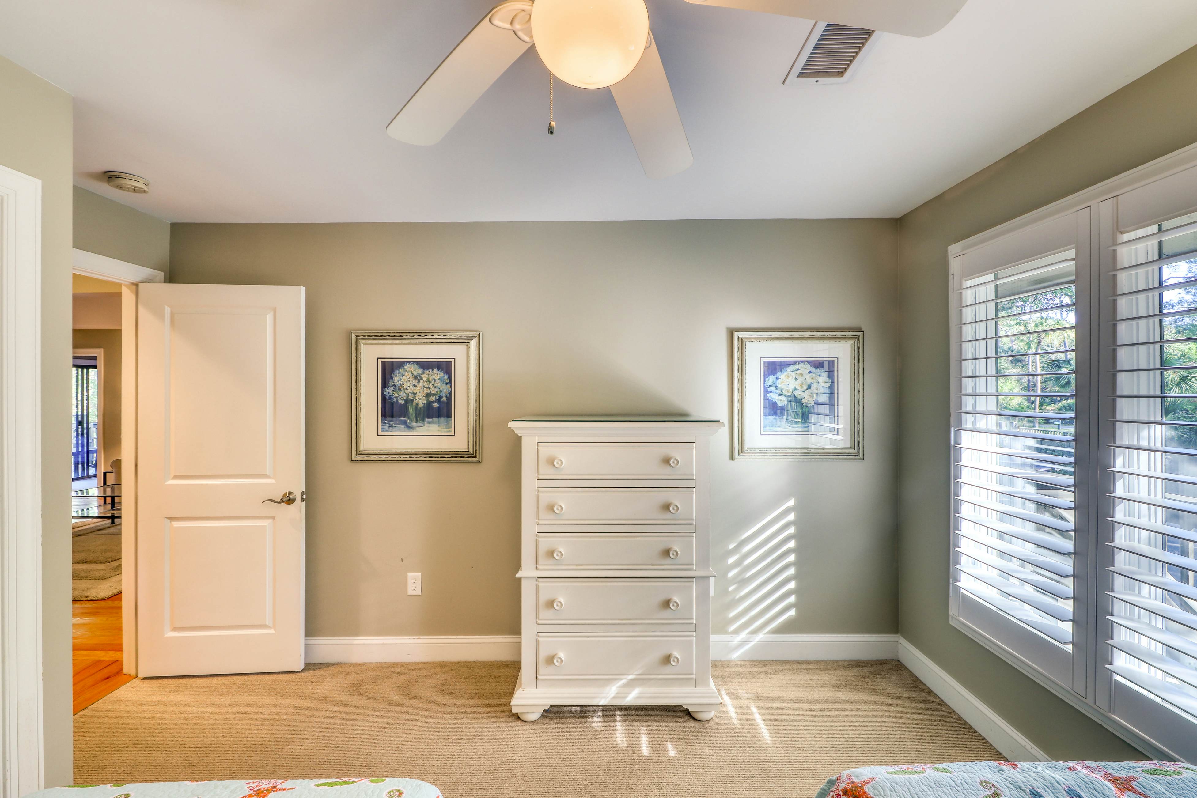 Cottage w/ On-Site Golf, Shared Pool, & Beautiful Inlet Views - Near the Beach