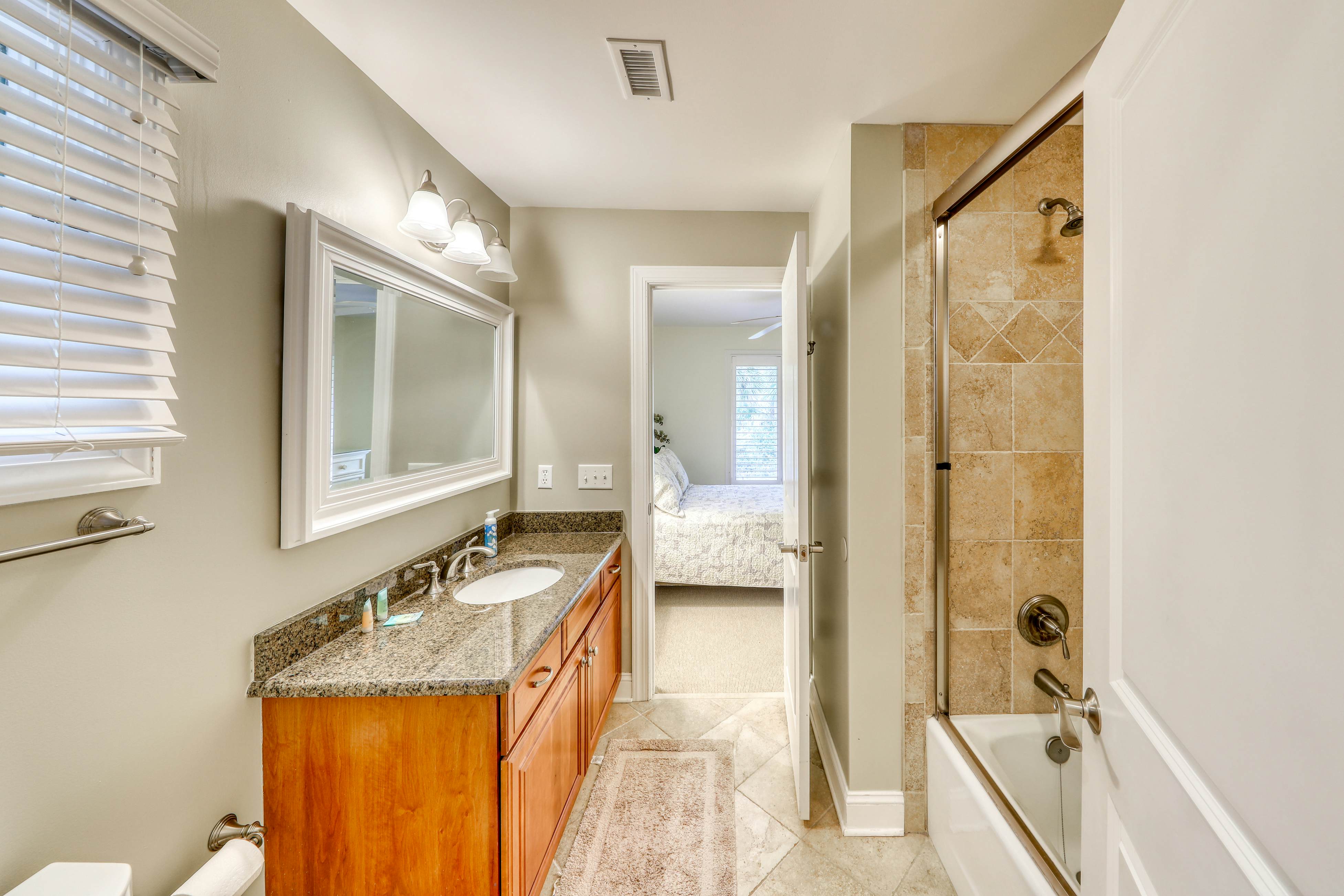 Cottage w/ On-Site Golf, Shared Pool, & Beautiful Inlet Views - Near the Beach