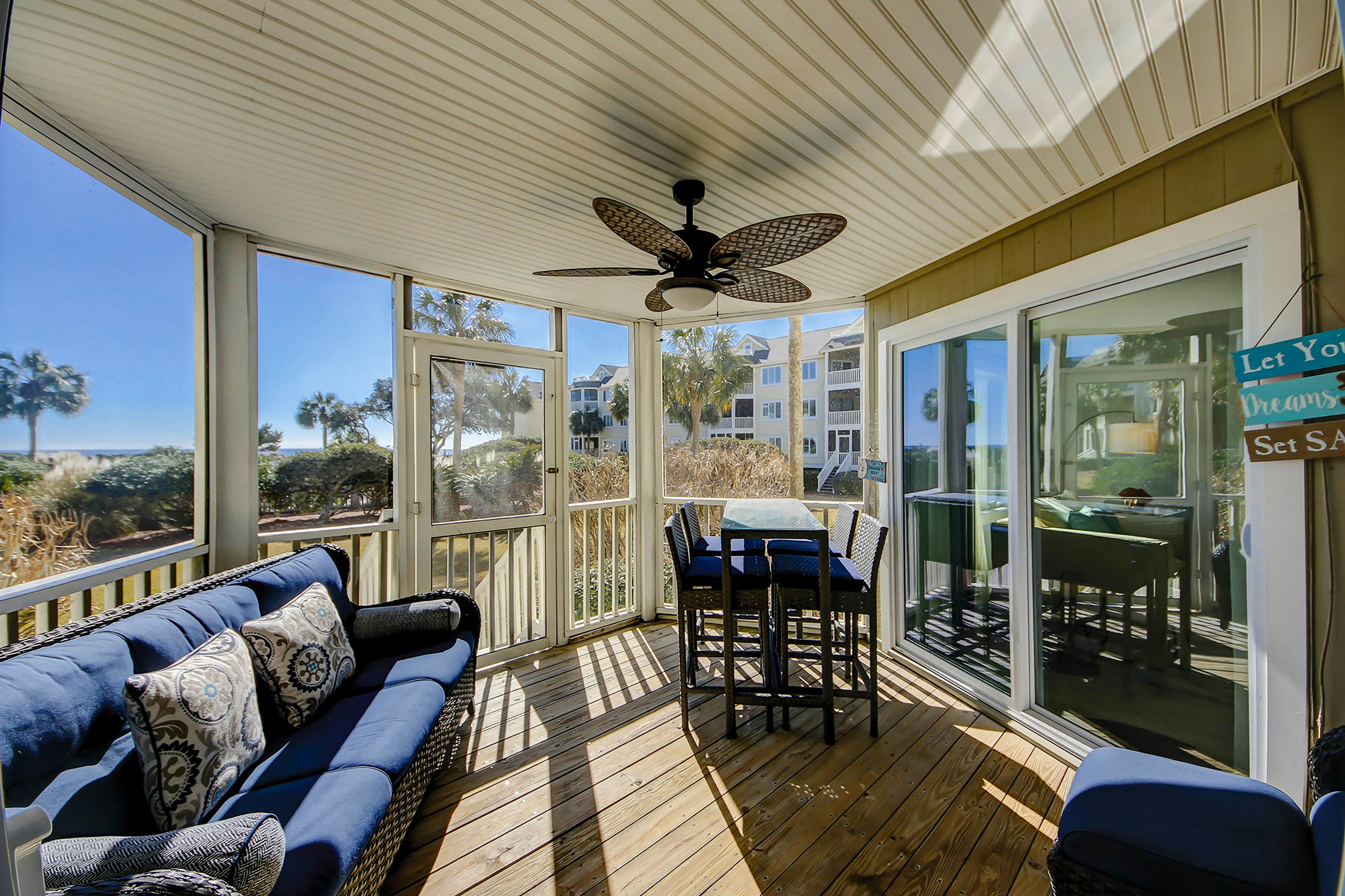 1st-floor condo with beach access, patio, & outdoor pool - snowbirds welcome