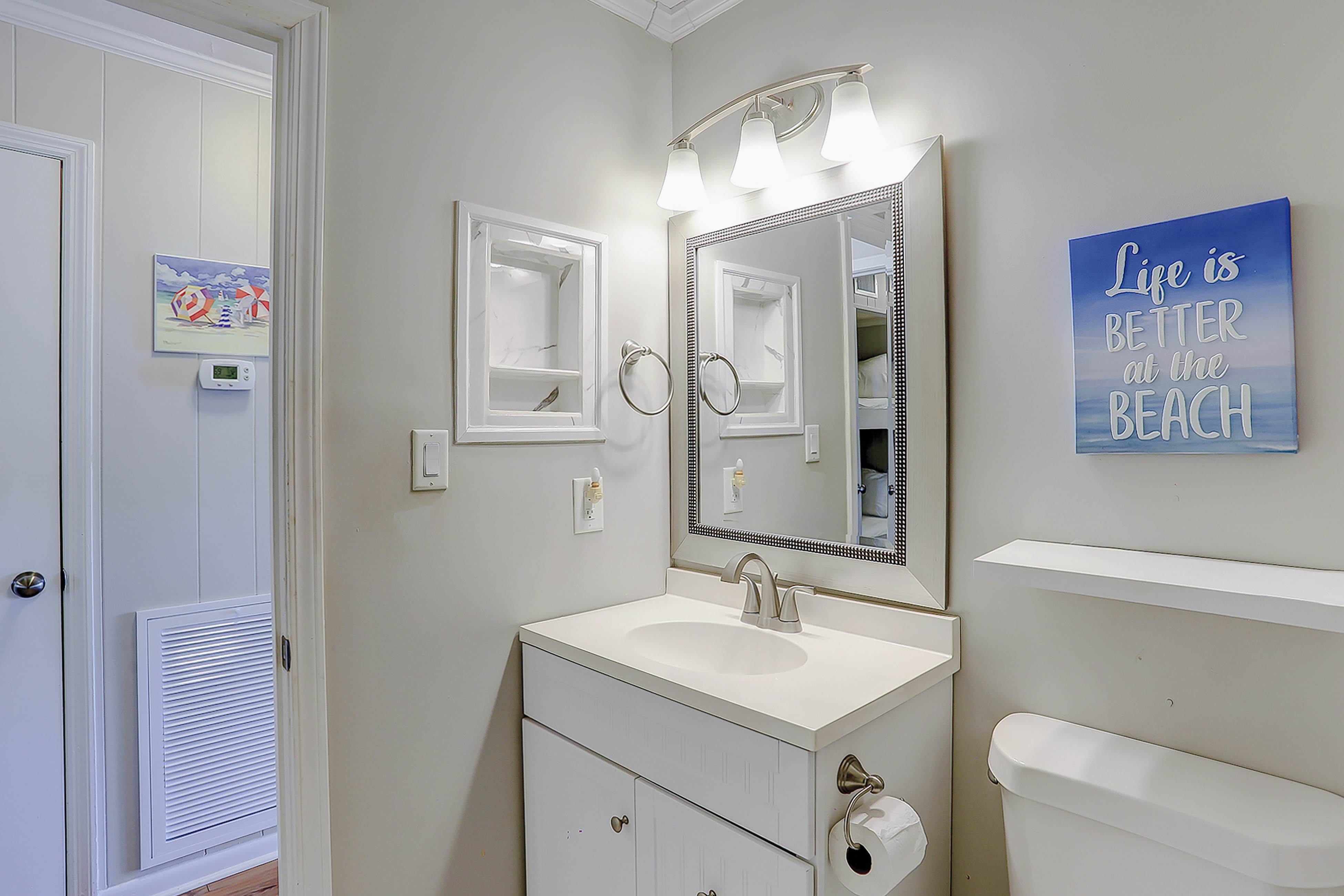 Beachfront condo with pool, beach access, pier, private balcony, & central AC