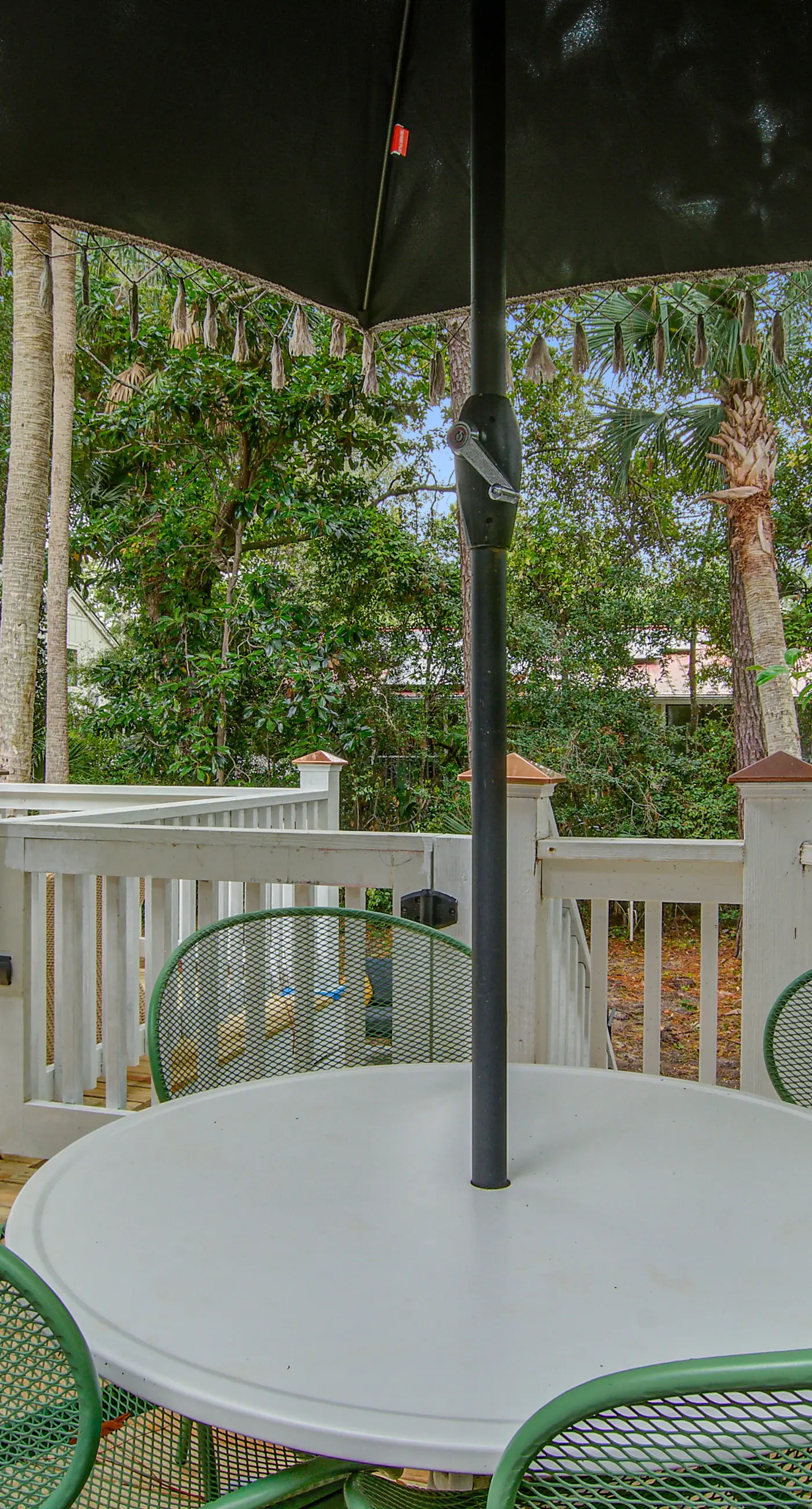 Stunning home, close to beach with large deck, pool & outdoor shower