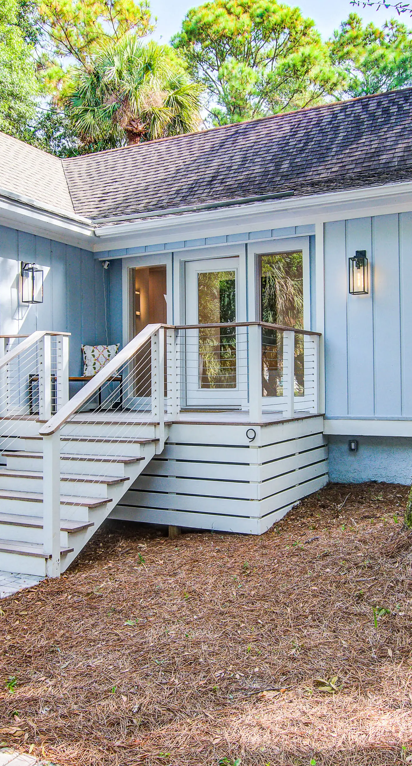 Stunning home, close to beach with large deck, pool & outdoor shower