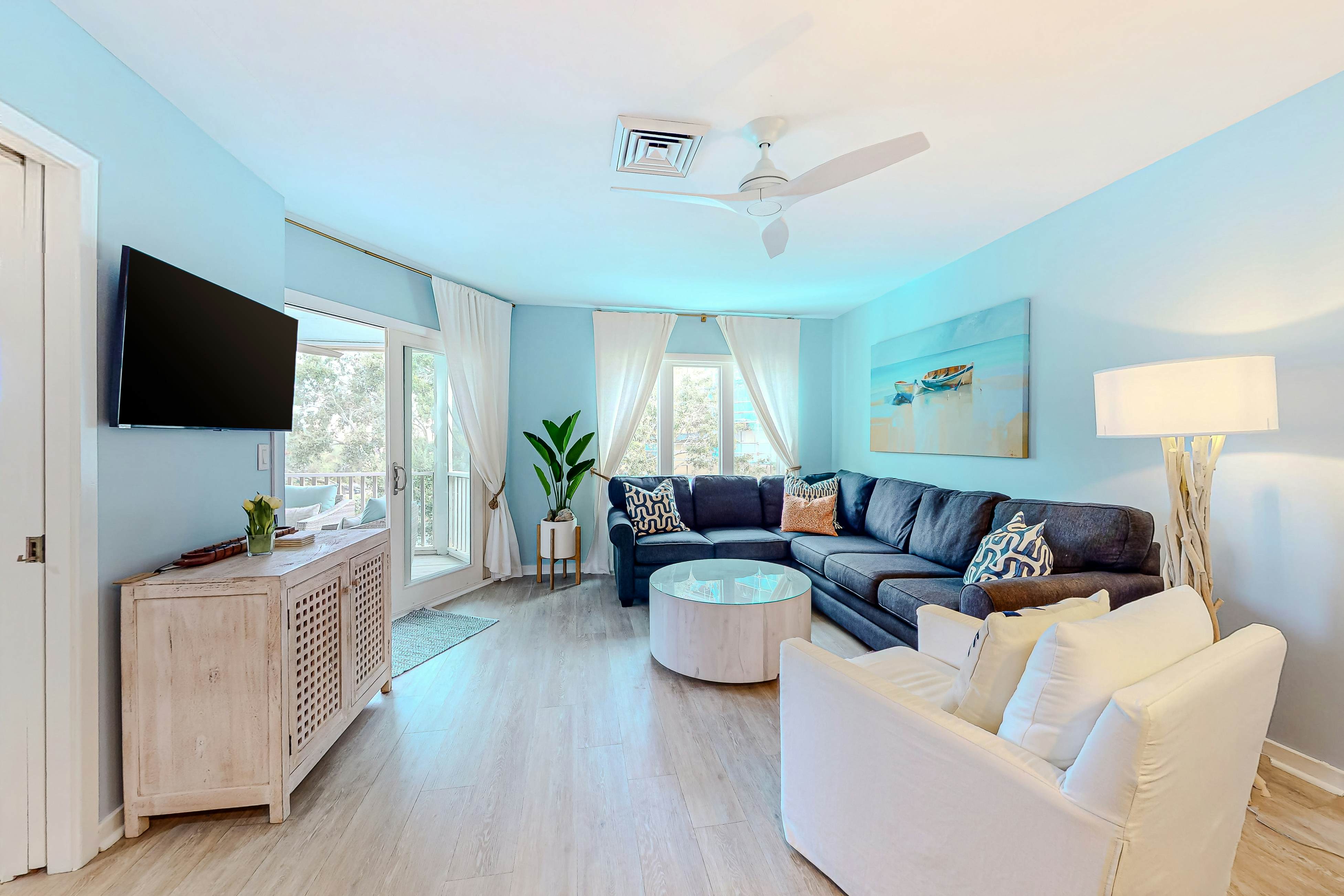 Two-story condo near beach with on-site pool & screened deck