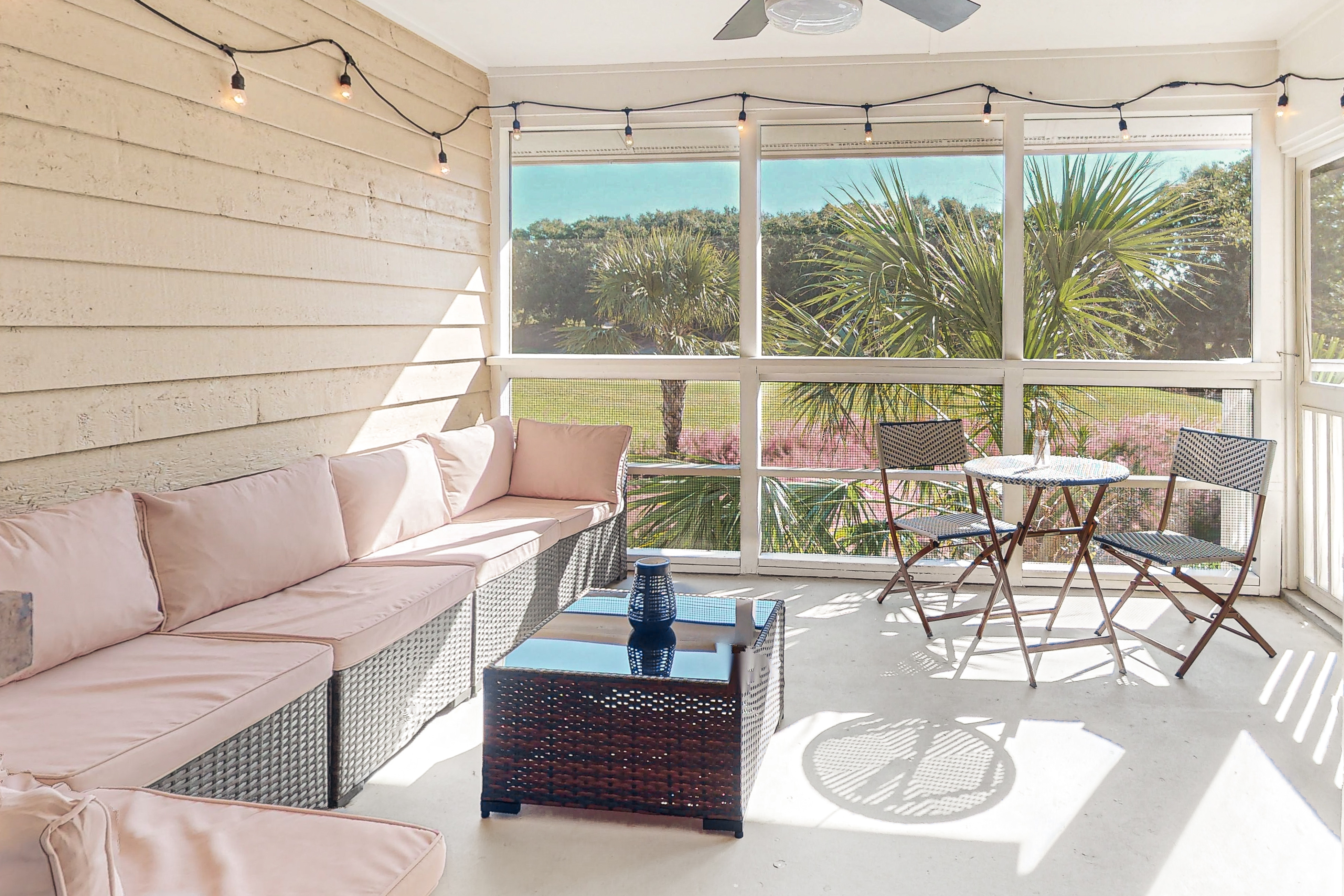 Golf course-front condo with beach access, golf views, outdoor pool, tennis, W/D