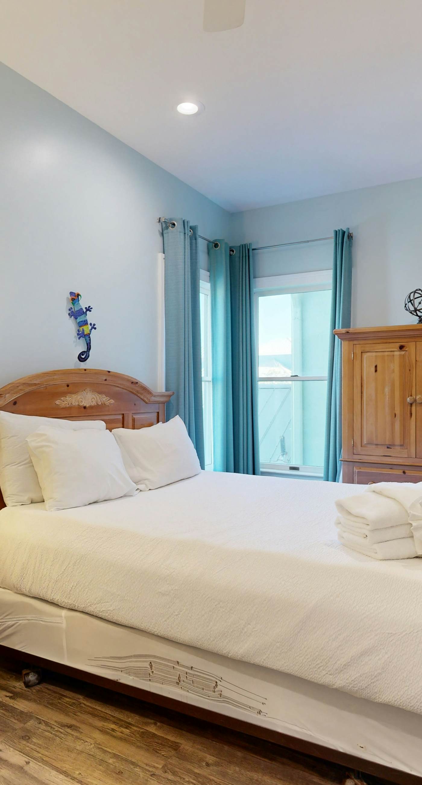 Opulent Ocean-View Escape at Wild Dunes | Tennis, Golf, Steps to Pool & Beach