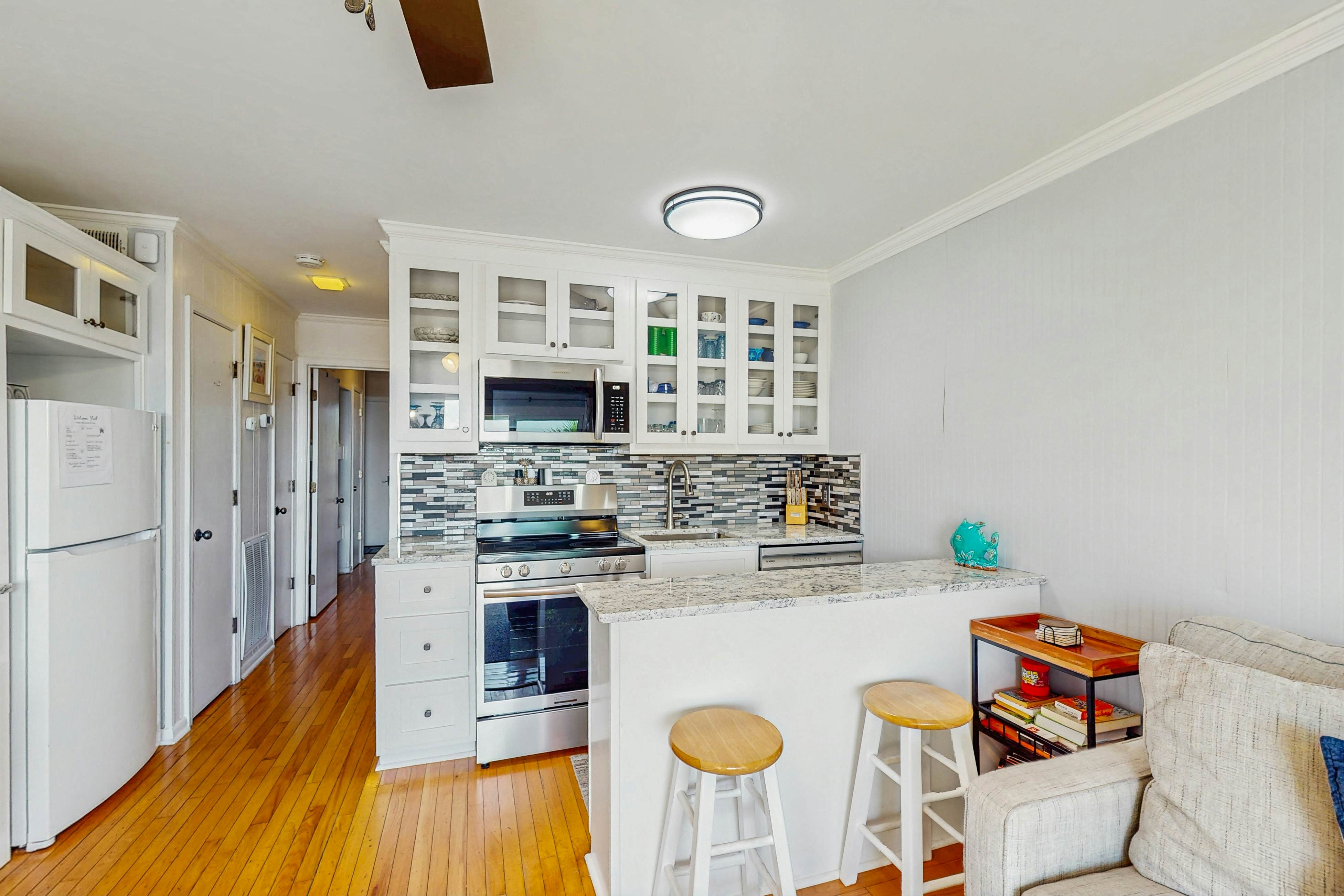 Renovated villa with gorgeous ocean views, pool, grills, & great location