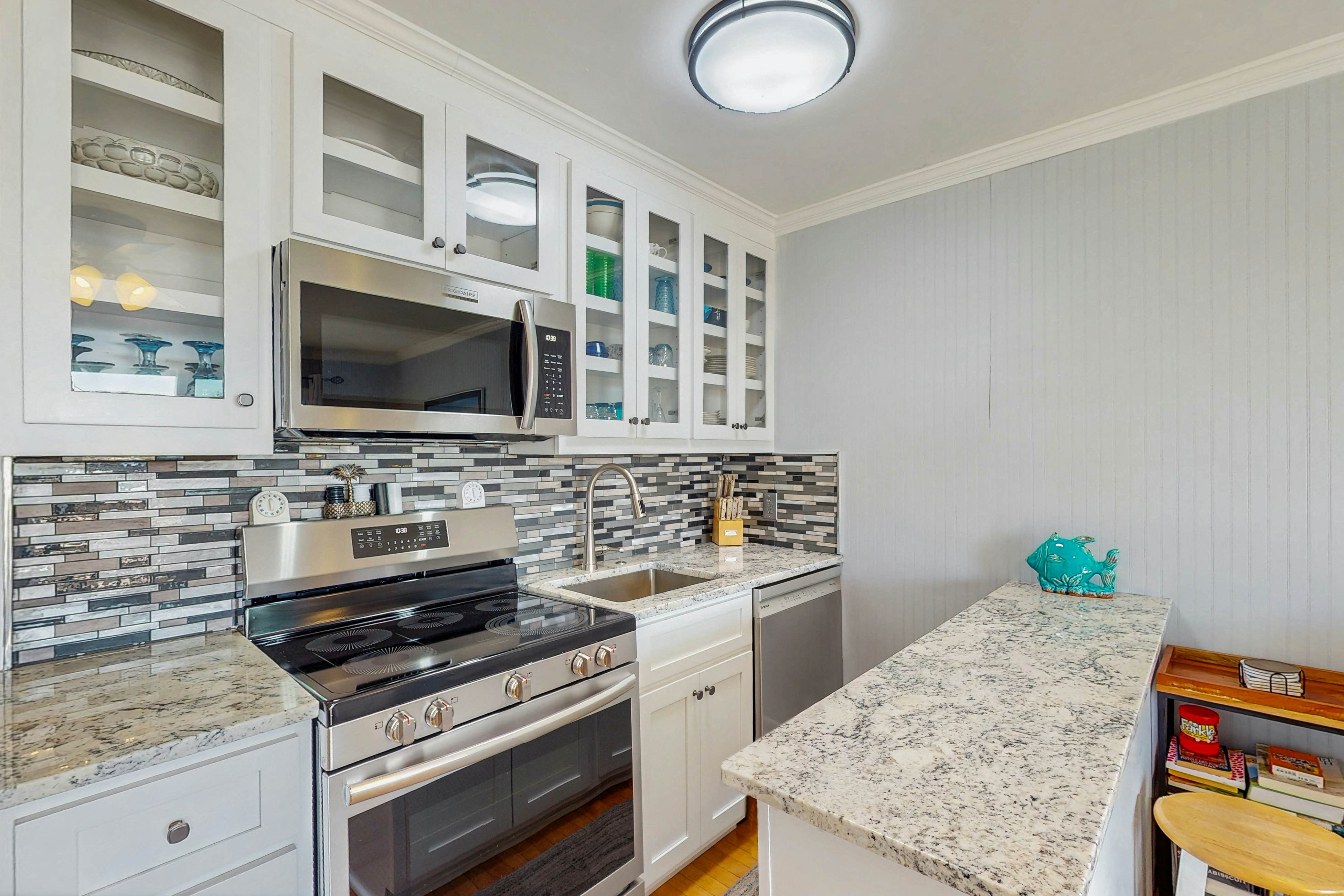 Renovated villa with gorgeous ocean views, pool, grills, & great location