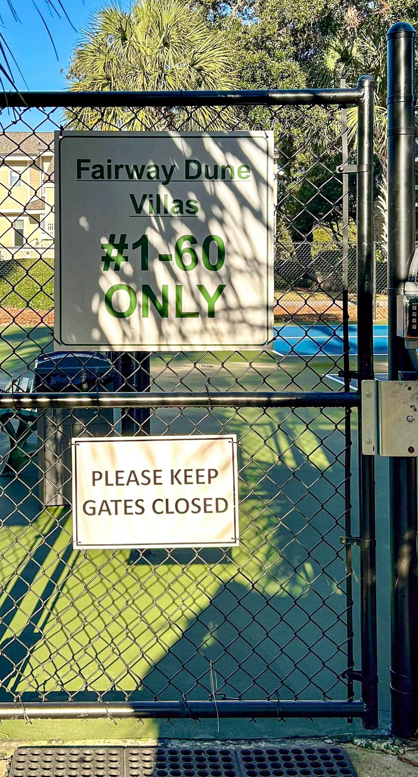 Renovated townhome next to golf course w/ community pool access- close to beach